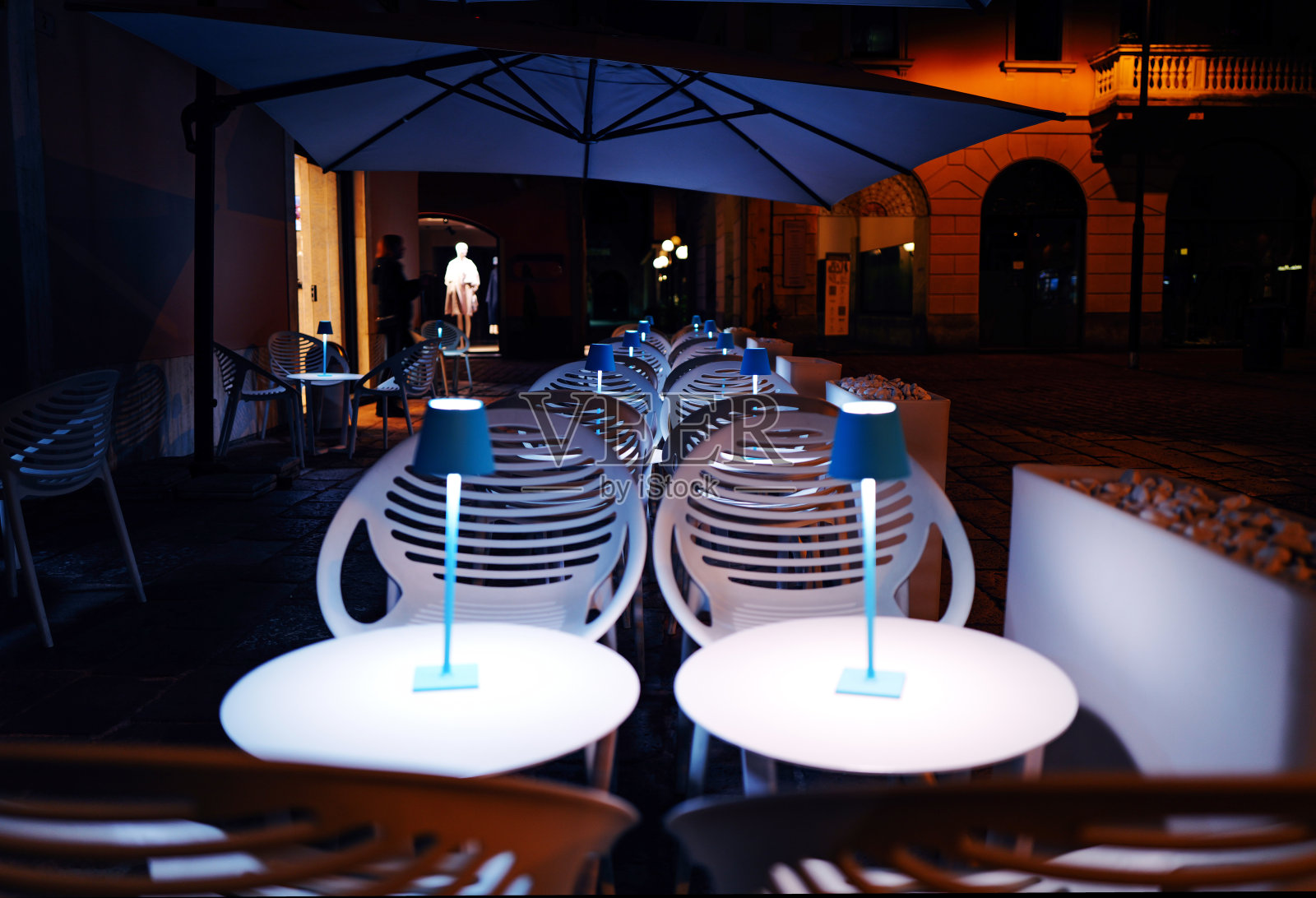 夜晚的巴斯托·阿西奥照片摄影图片