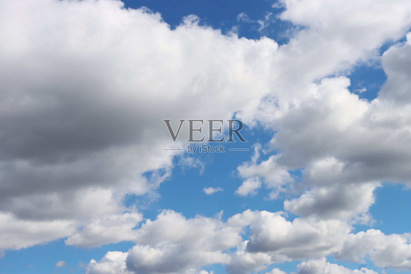 从卷云抽象背景。照片摄影图片