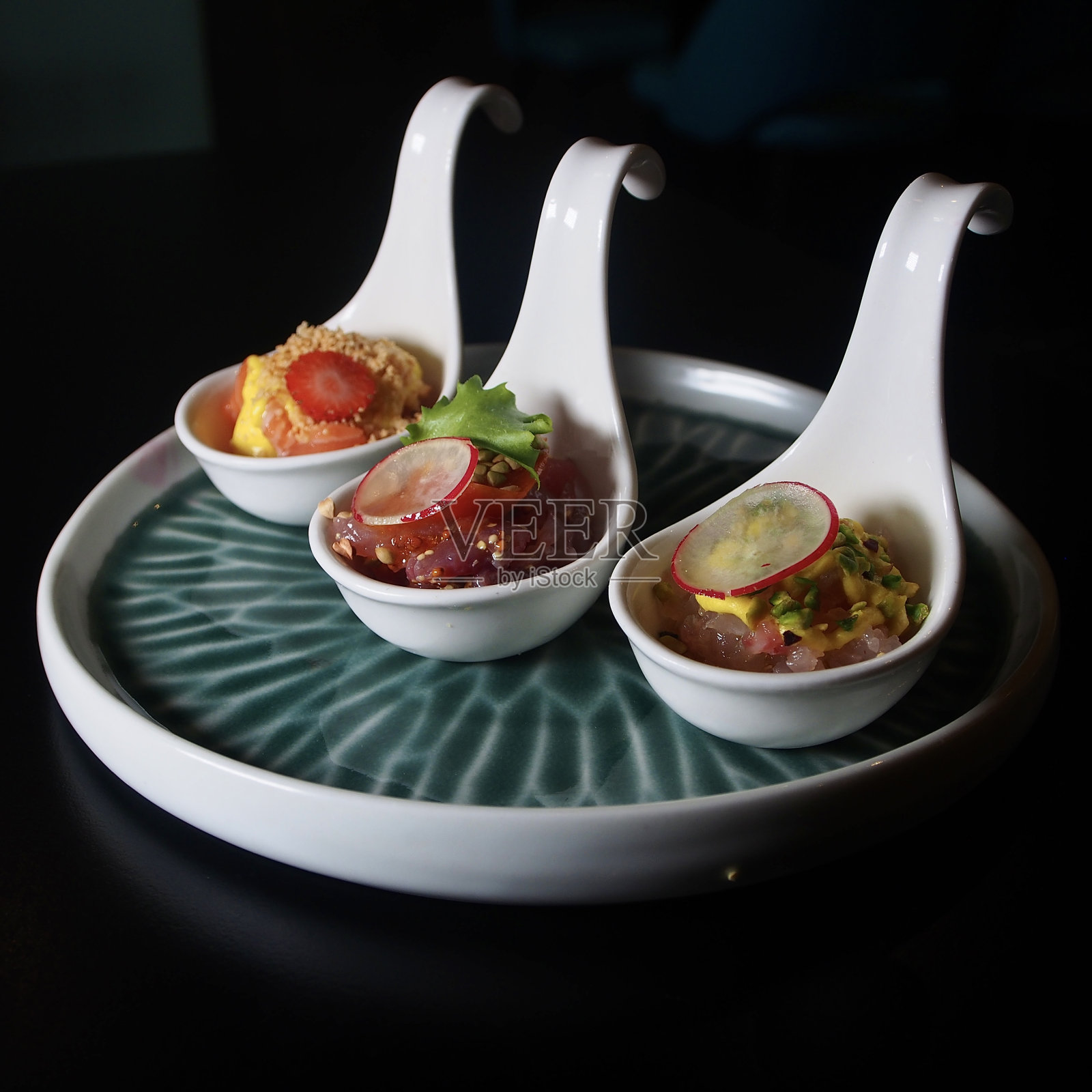 鞑靼寿司照片摄影图片