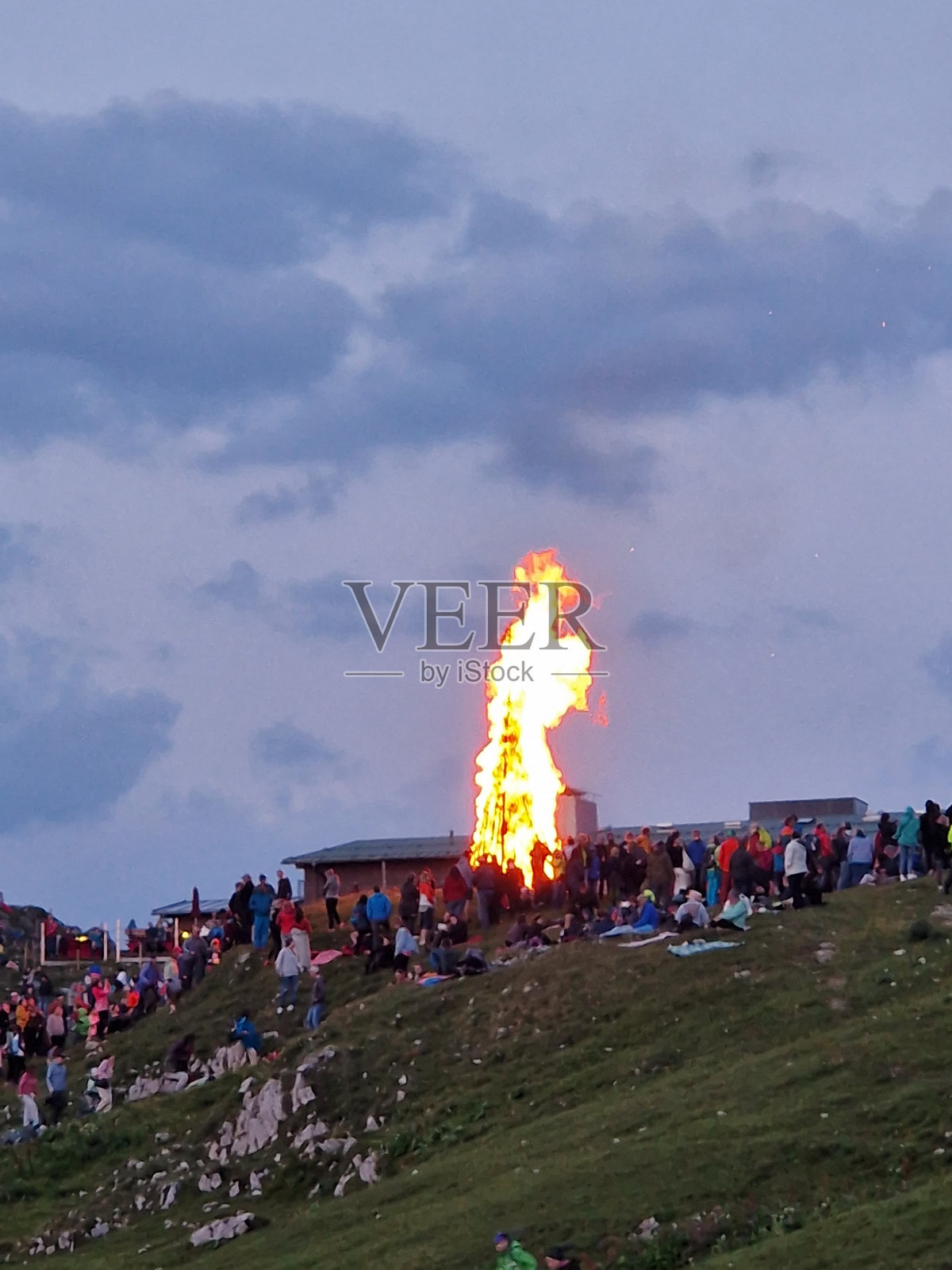 Kampenwand至日火照片摄影图片