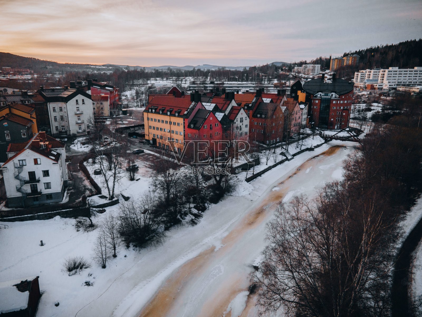 无人机镜头下的瑞典松兹瓦尔风光照片摄影图片