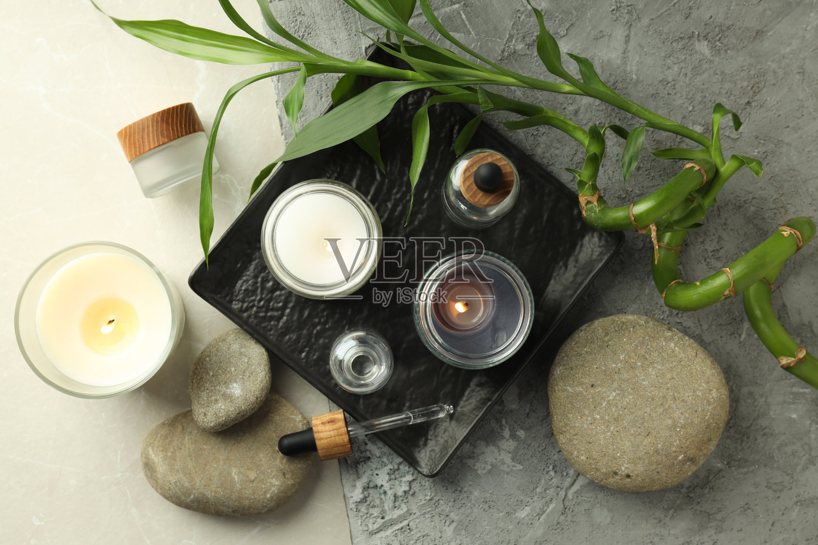 香气蜡烛的放松概念，俯视图照片摄影图片