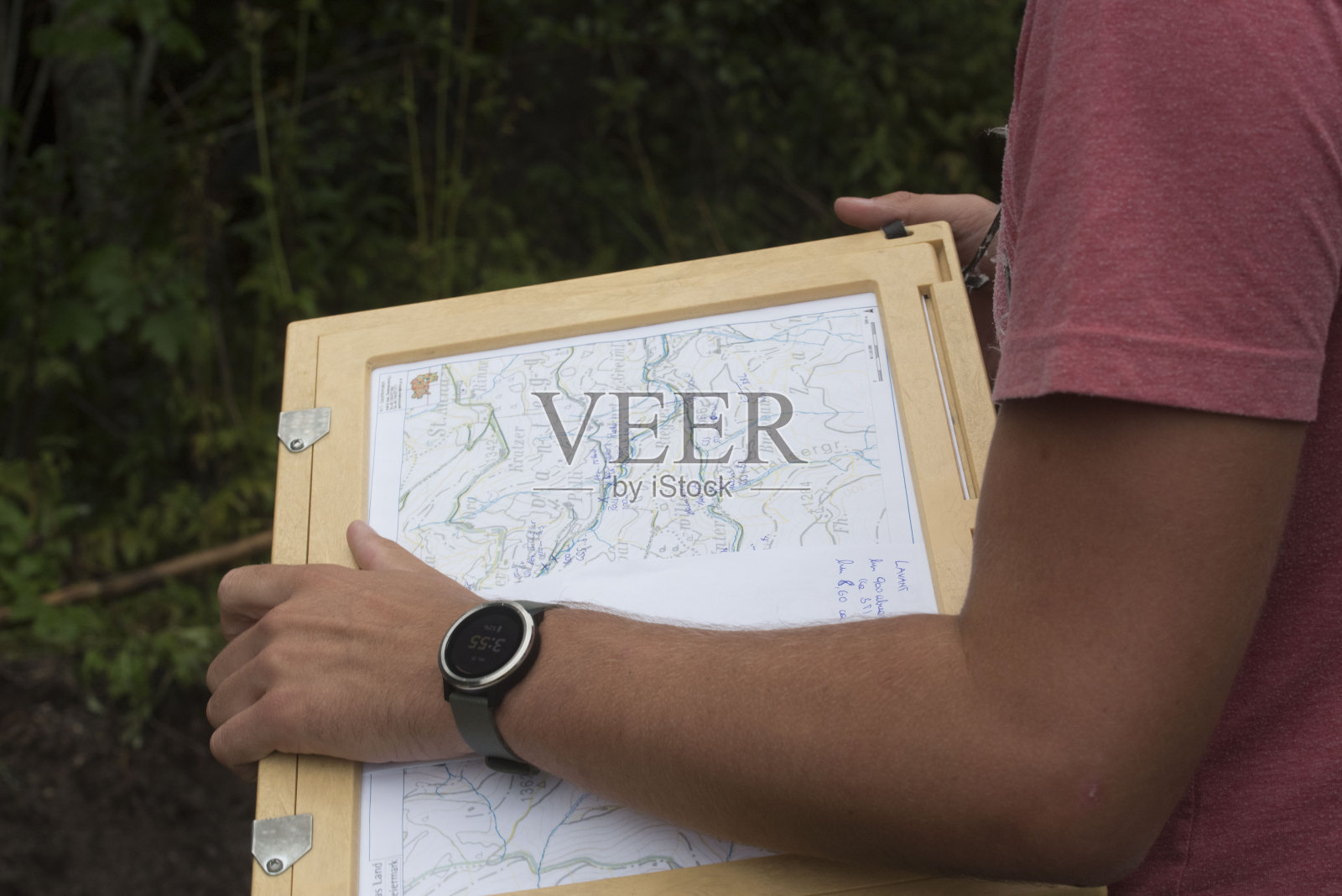 建筑业中的测量技术照片摄影图片