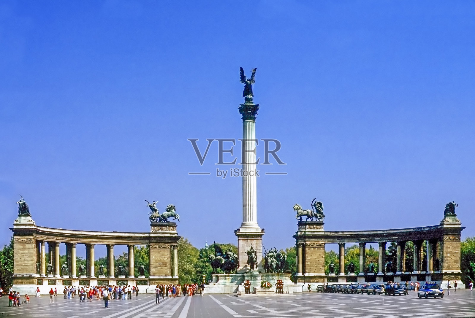 匈牙利布达佩斯的英雄广场照片摄影图片