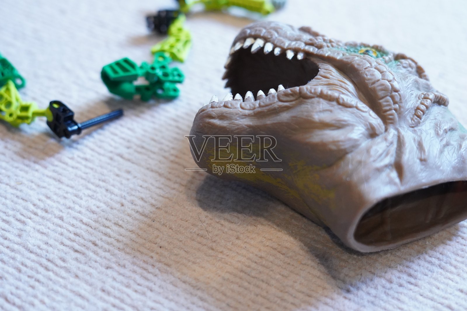 恐龙的傀儡照片摄影图片