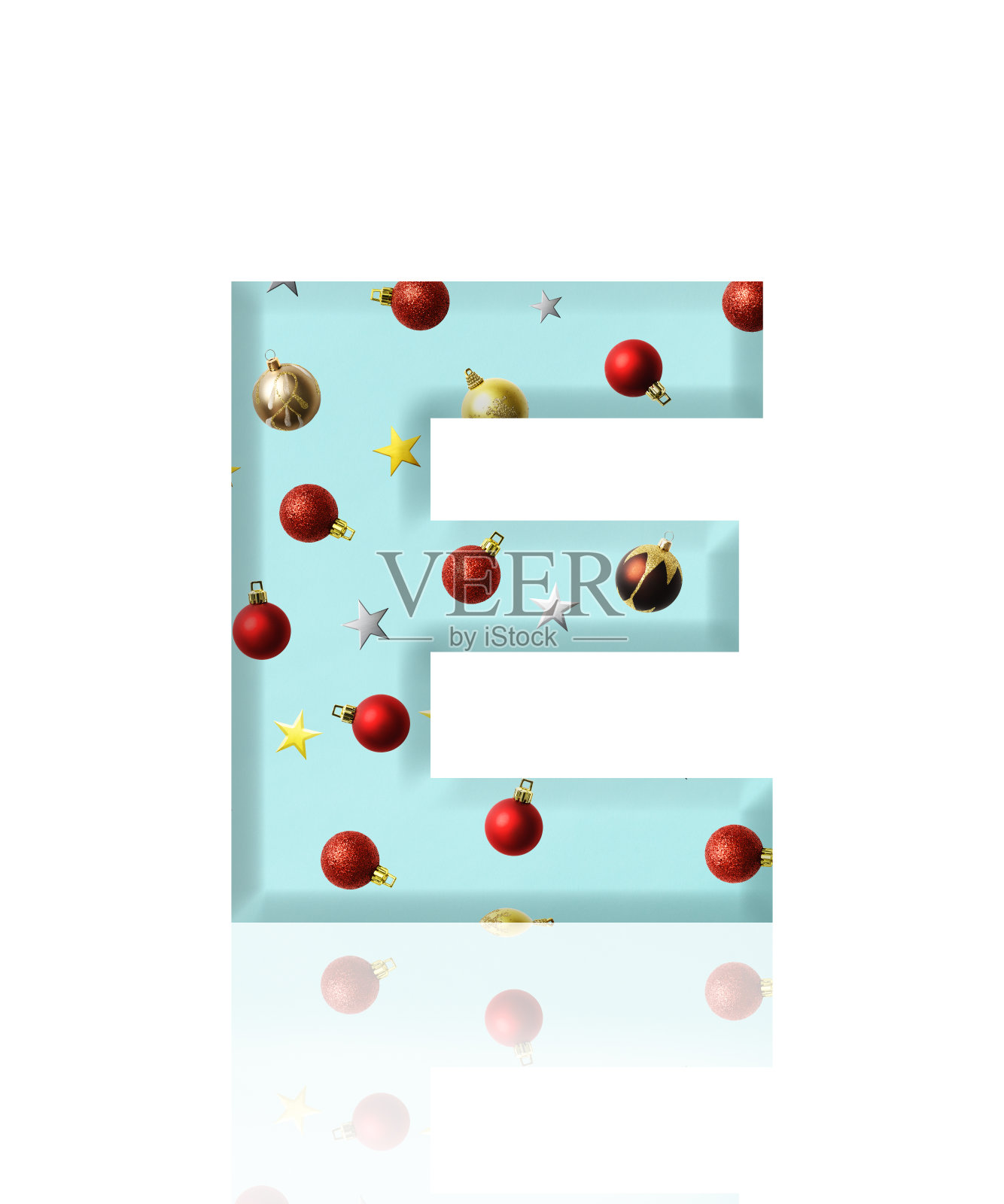 白色背景上的三维圣诞装饰字母E的孤立镜头照片摄影图片