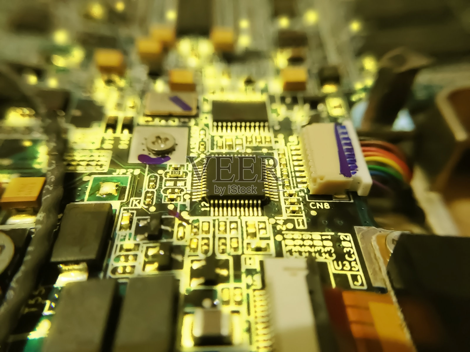 印刷电路板PCB的微距摄影照片摄影图片