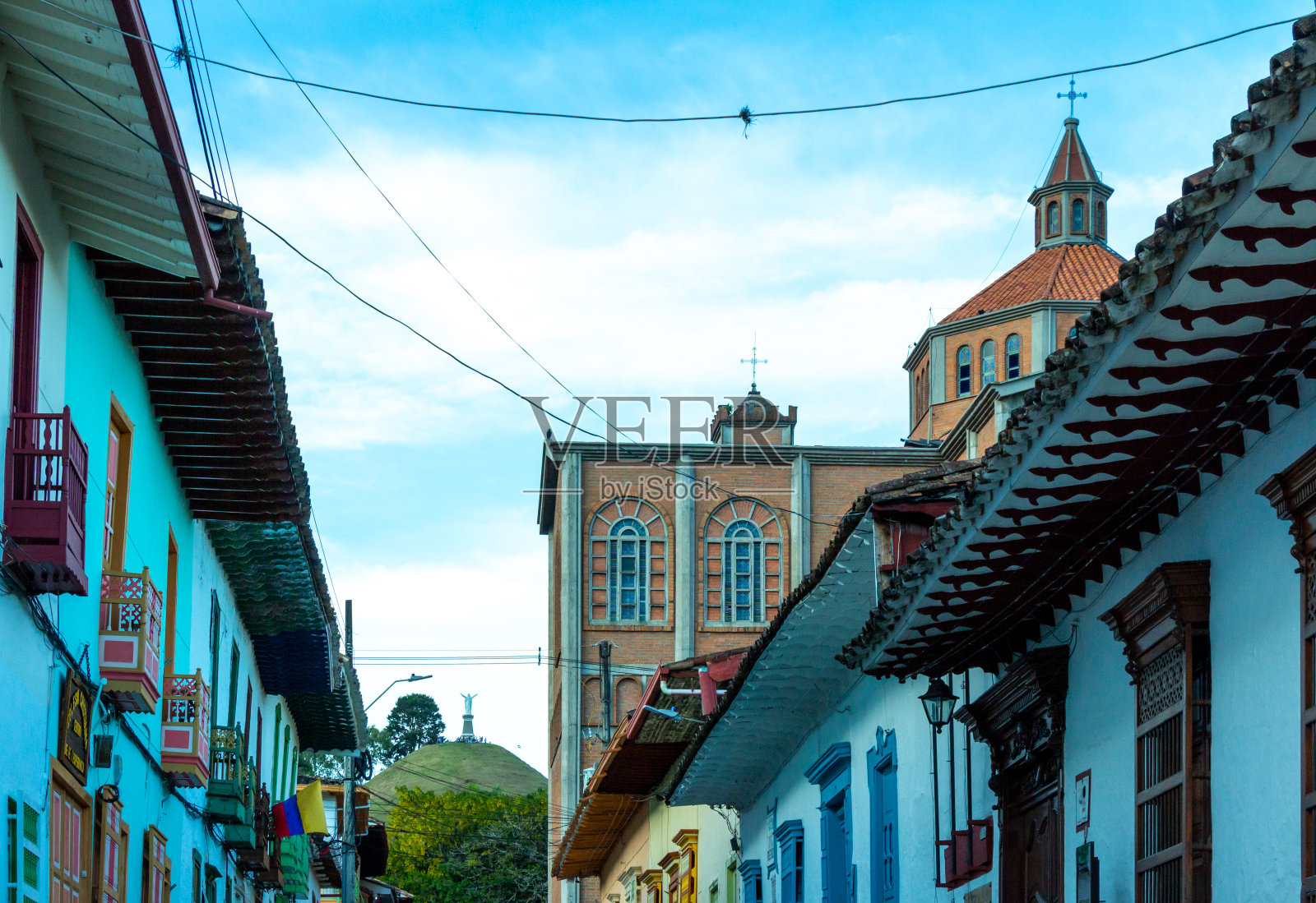 哥伦比亚安蒂奥基亚杰里科美丽的街道。照片摄影图片