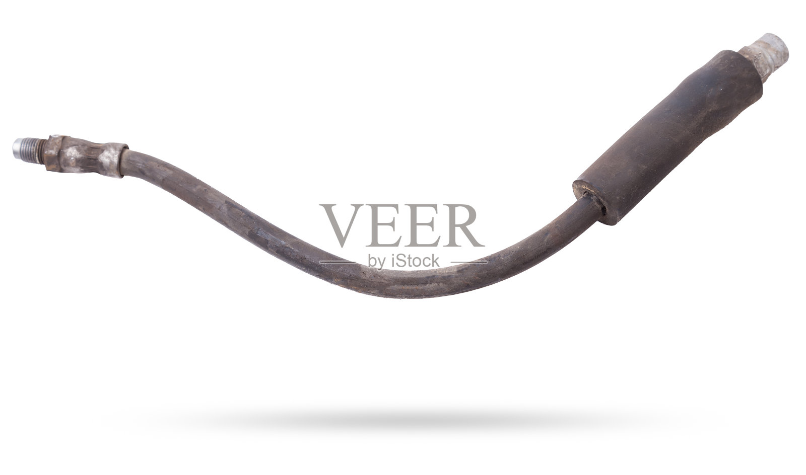 金属制动管是车辆制动系统的一部分，它在压力下向车轮上的制动气缸或卡钳提供制动液。汽车配件销售。照片摄影图片