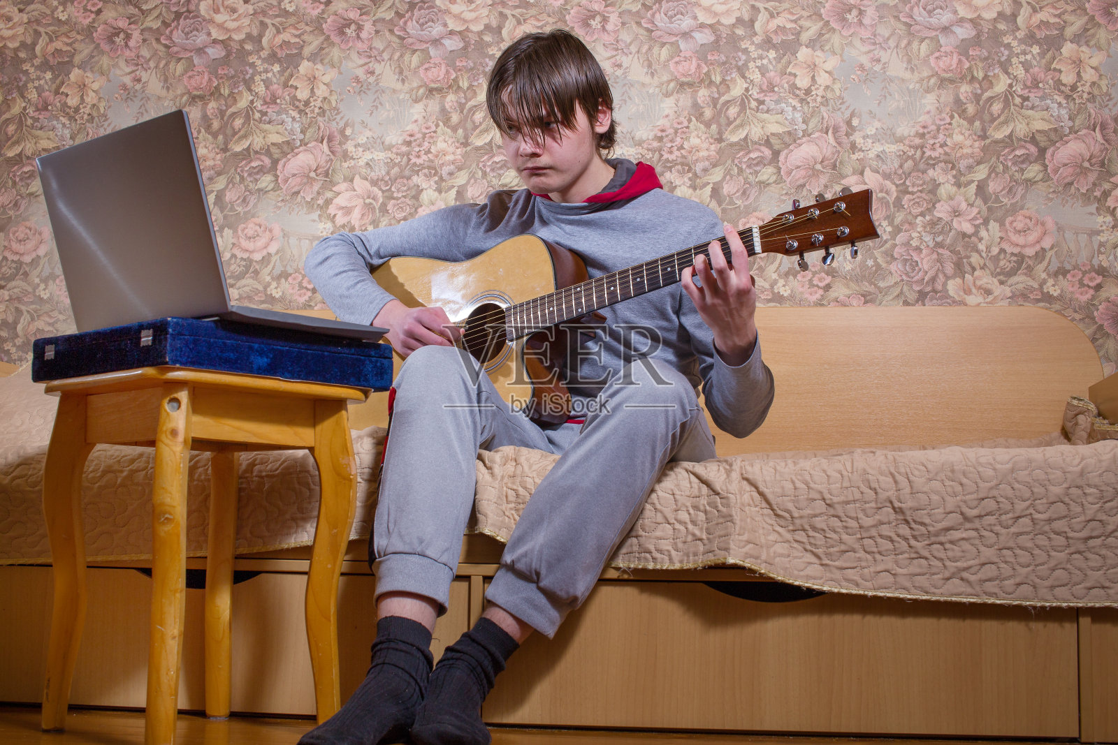 吉他手照片摄影图片