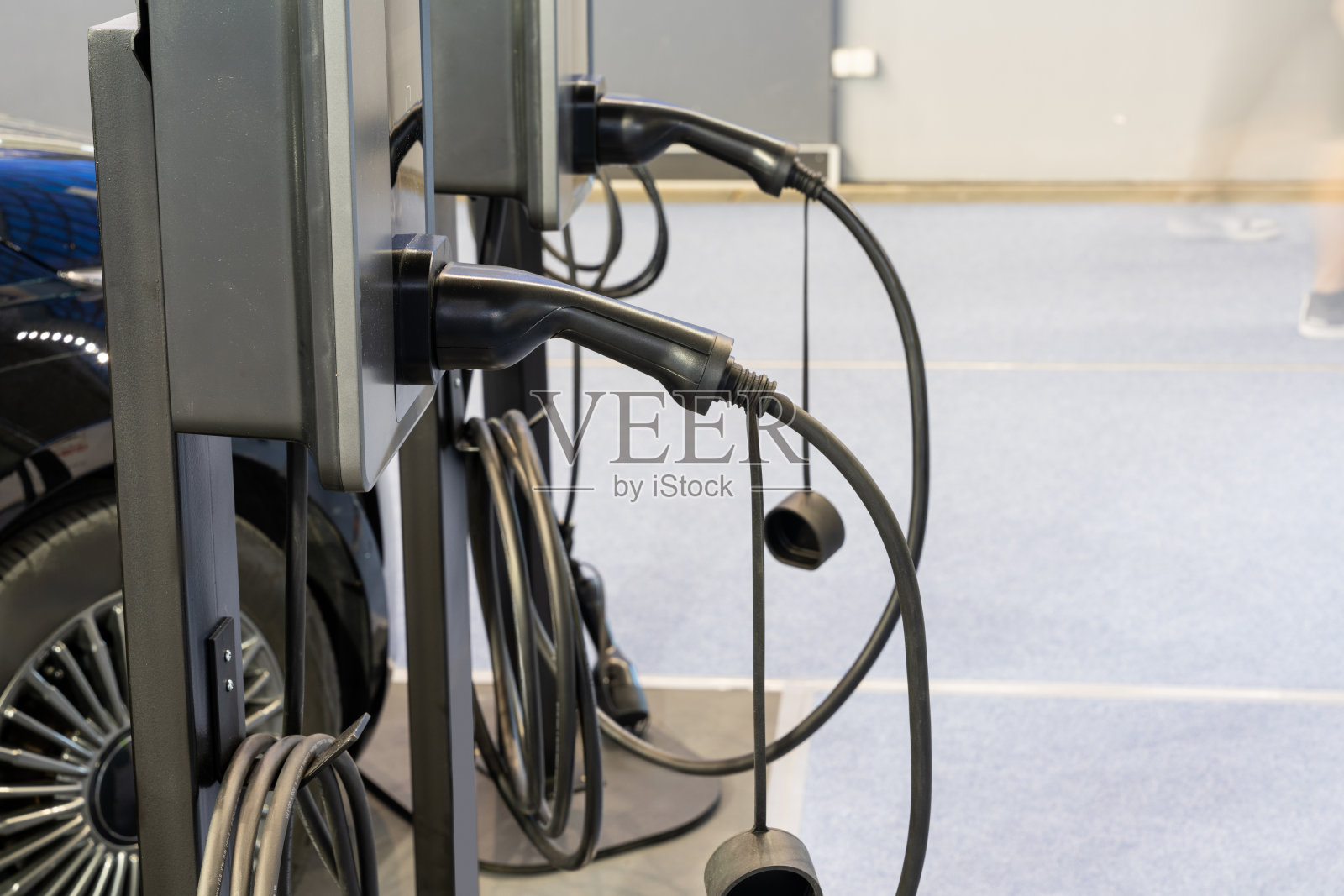 电动汽车充电站照片摄影图片