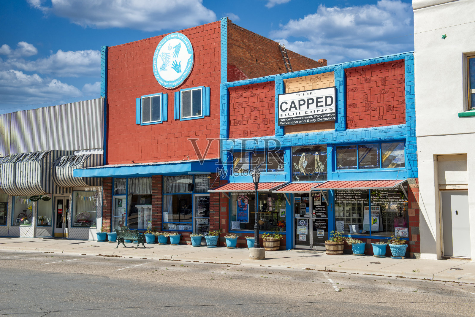 新墨西哥州阿拉马戈多老主街地区幸存的商店照片摄影图片