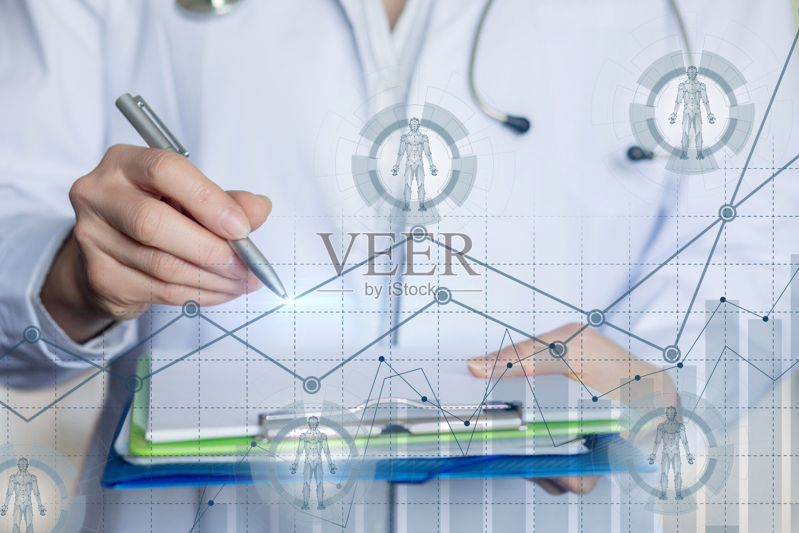 医生正在分析疾病统计数字。照片摄影图片