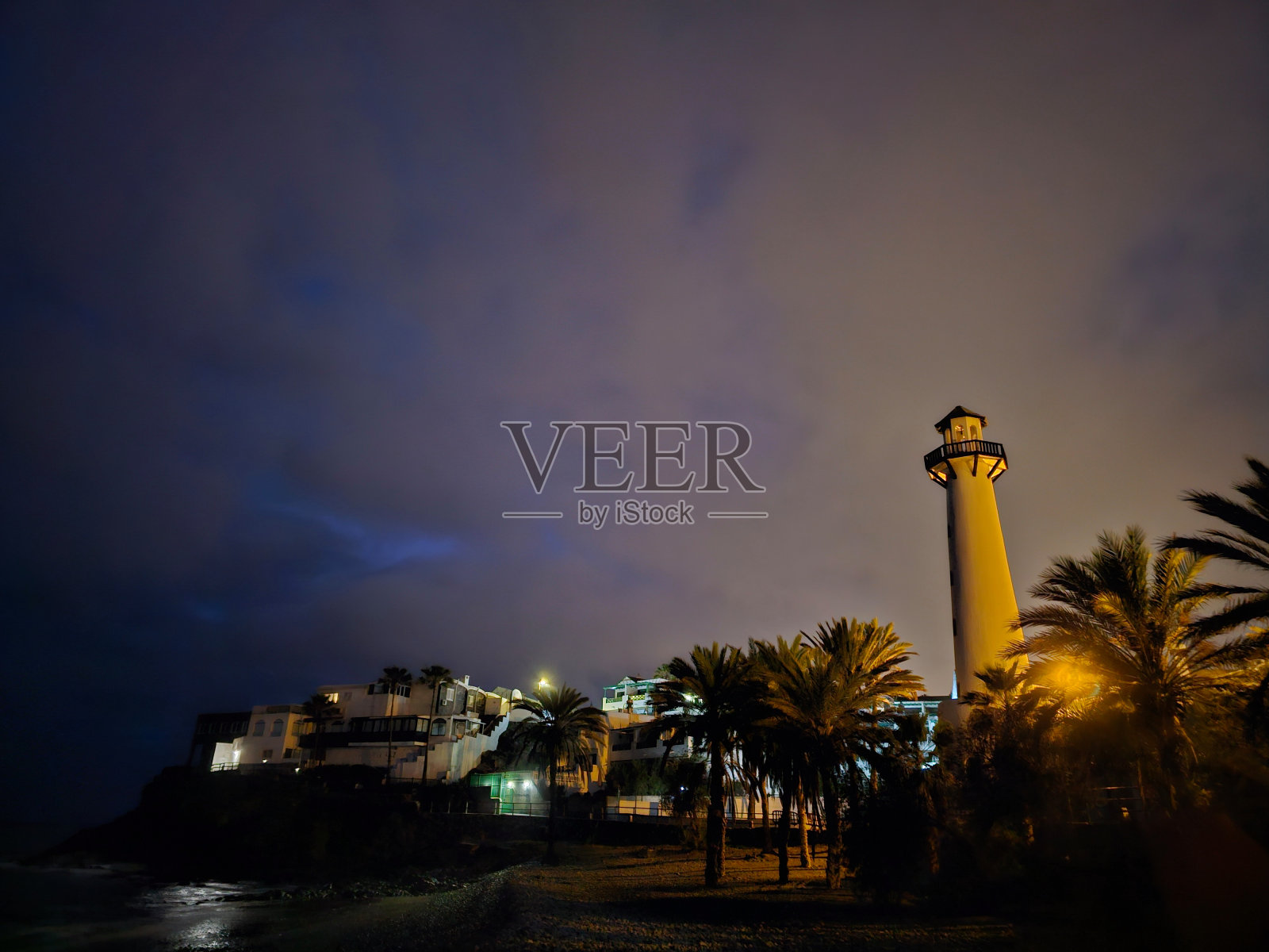 清晨的灯塔照片摄影图片