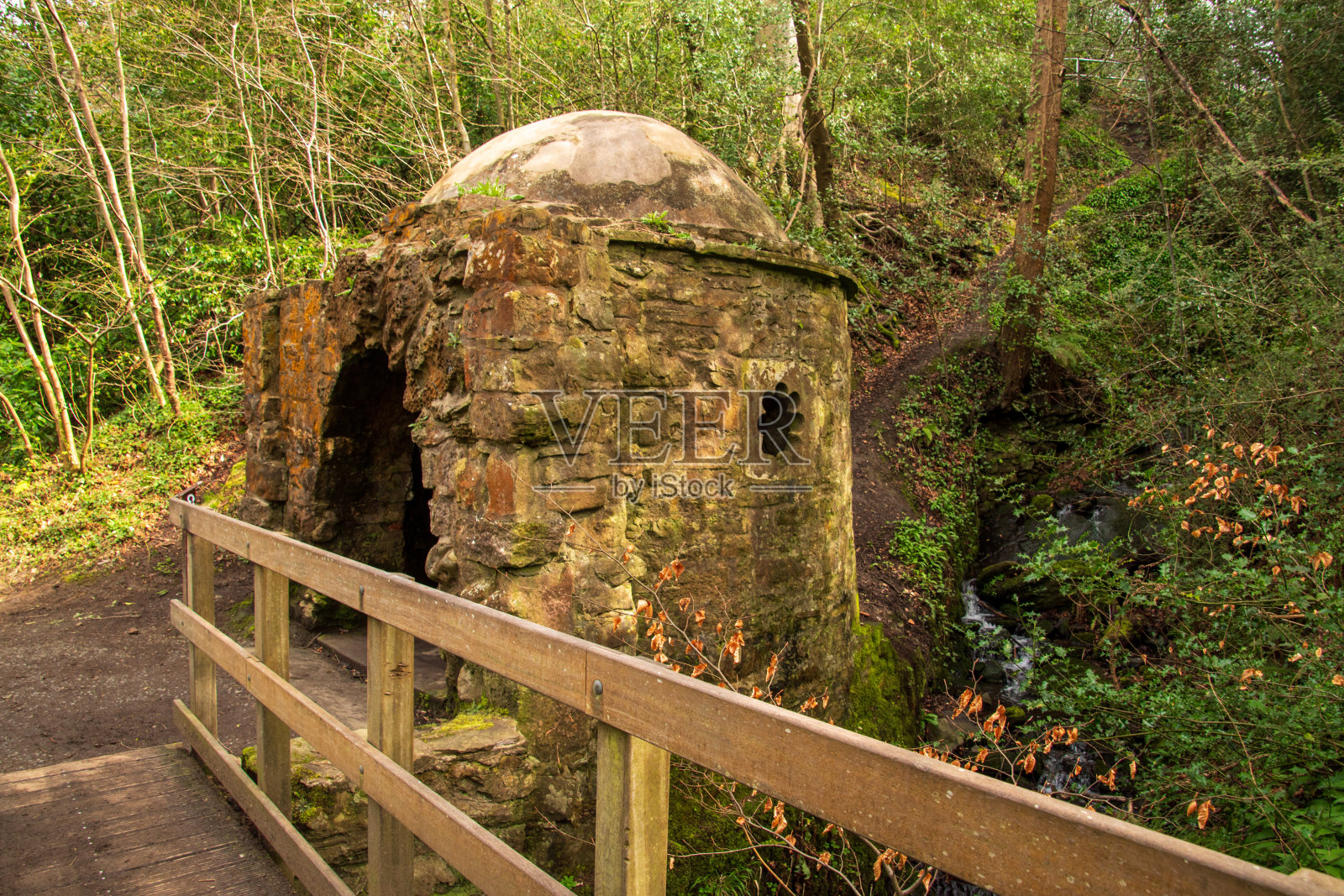 苏格兰风景与石窟照片摄影图片