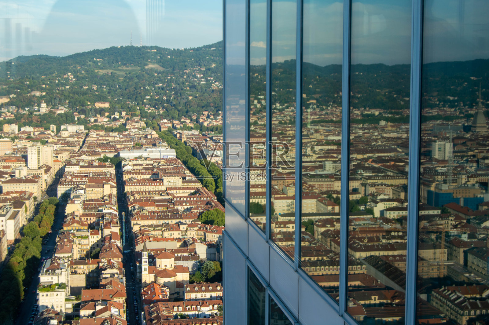 Intesa Sanpaolo的观点照片摄影图片