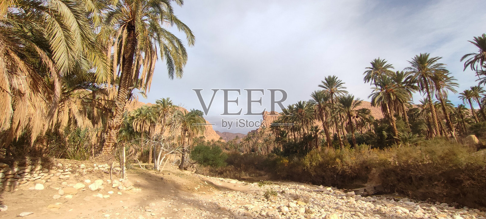 坎塔拉的Dechra Hamra村照片摄影图片