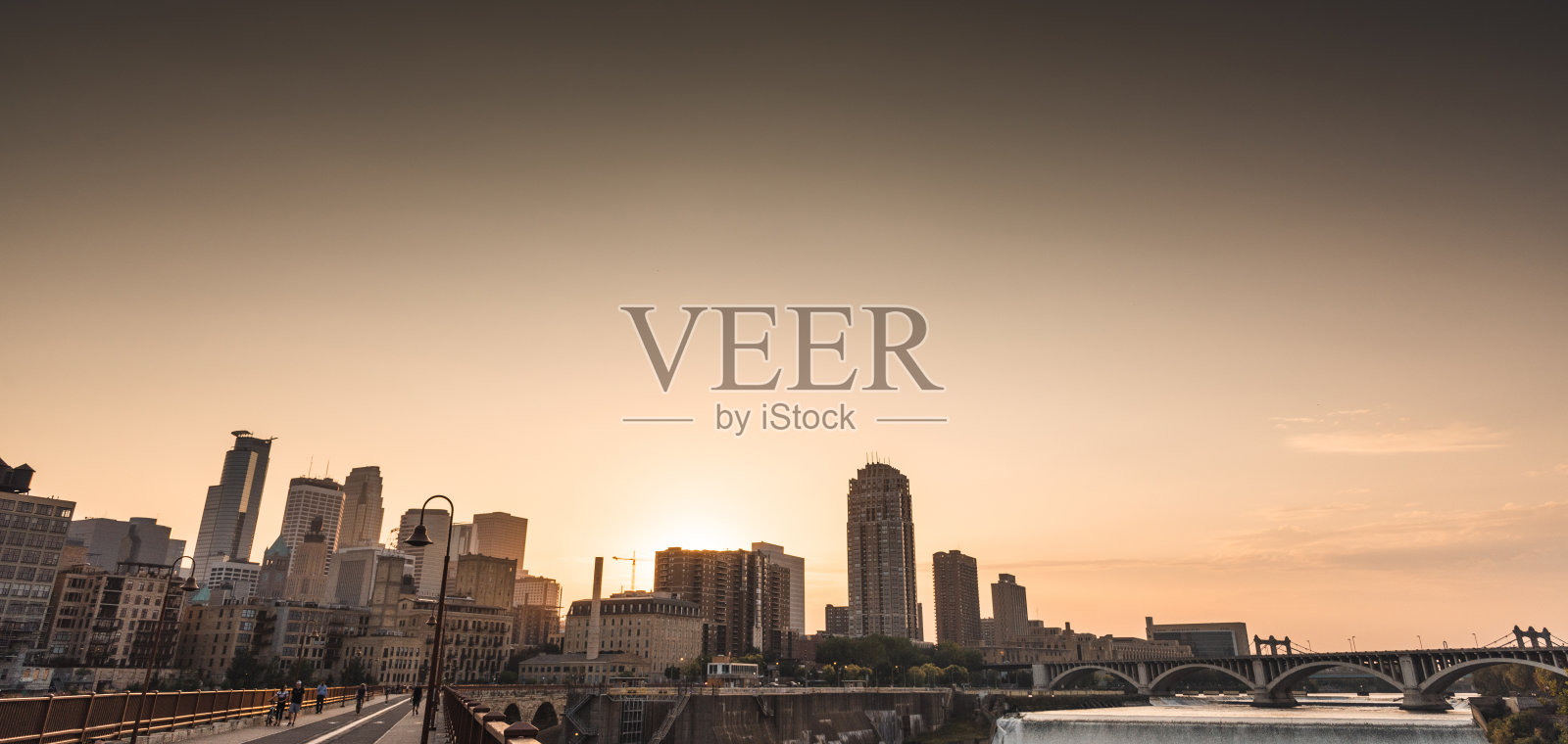 温哥华天际线照片摄影图片