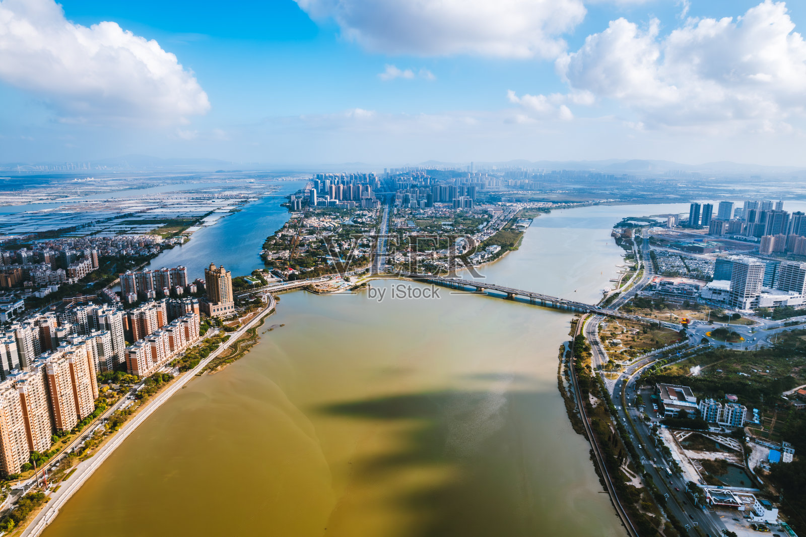 广东珠海市斗门区黄阳河剑峰大桥航拍图照片摄影图片