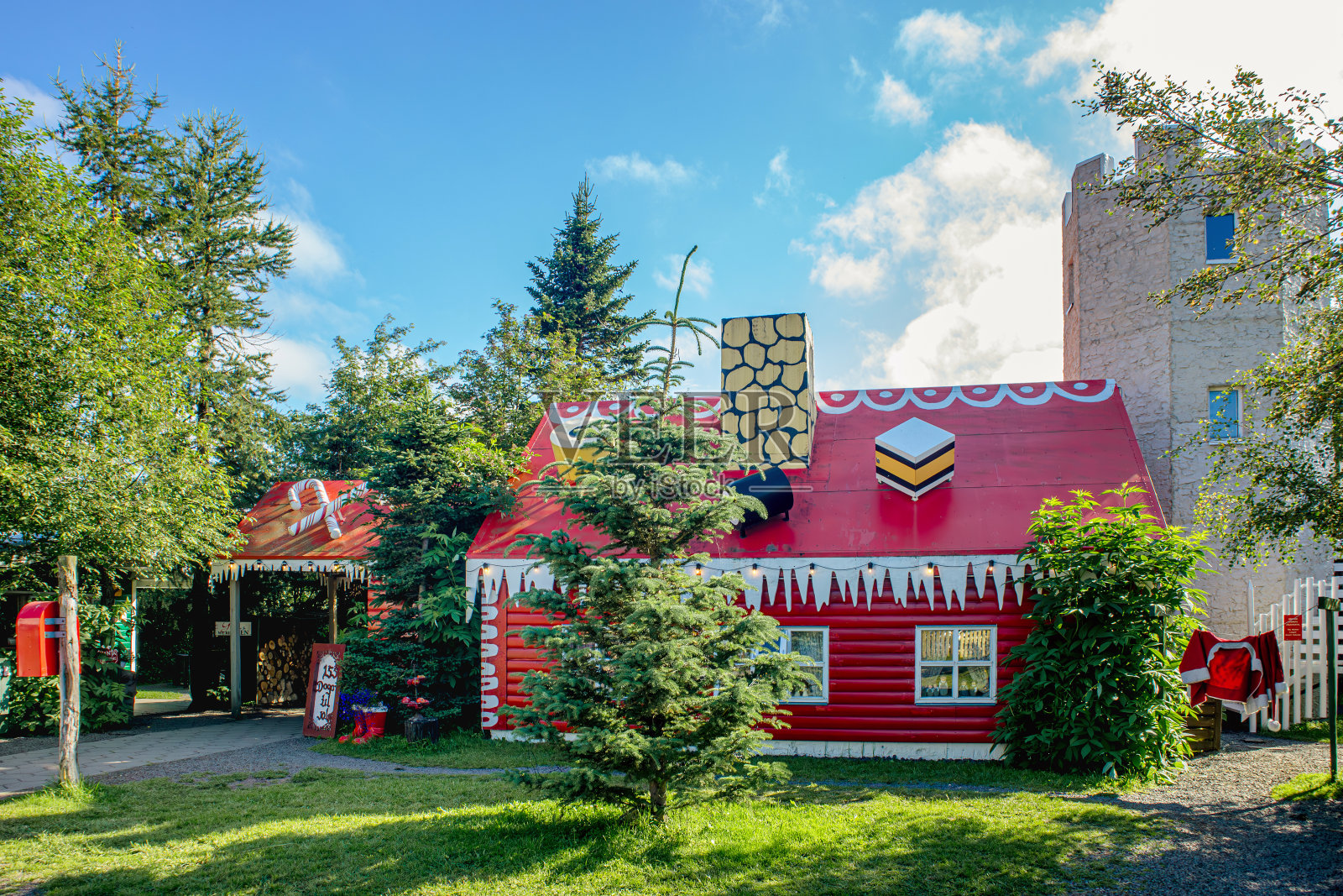 阿库雷里圣诞屋或Jólahúsið是阿库雷里首都附近的一家商店和旅游景点。照片摄影图片