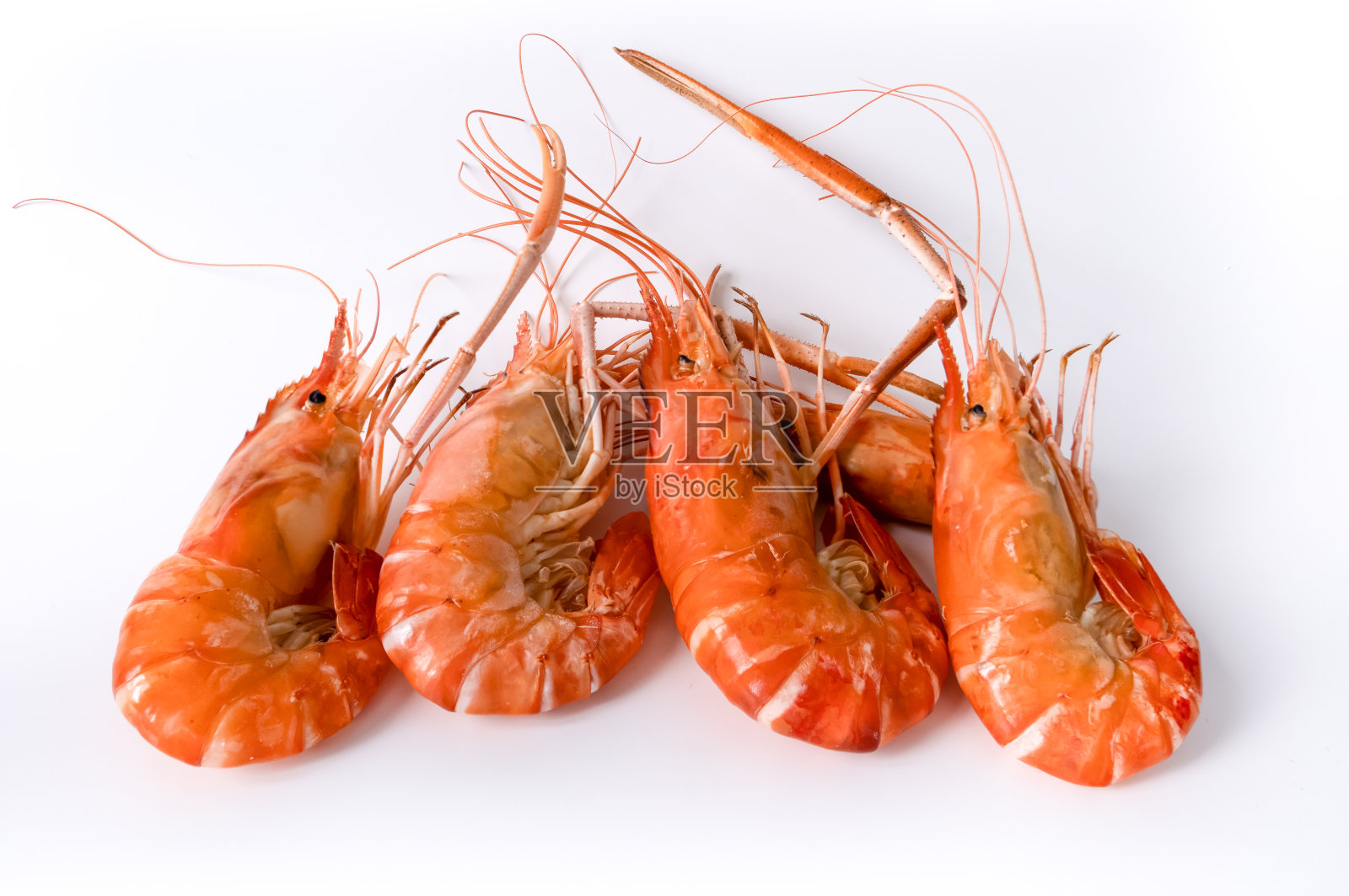 海鲜烧烤虾孤立在白色背景。美味的泰国海鲜。照片摄影图片