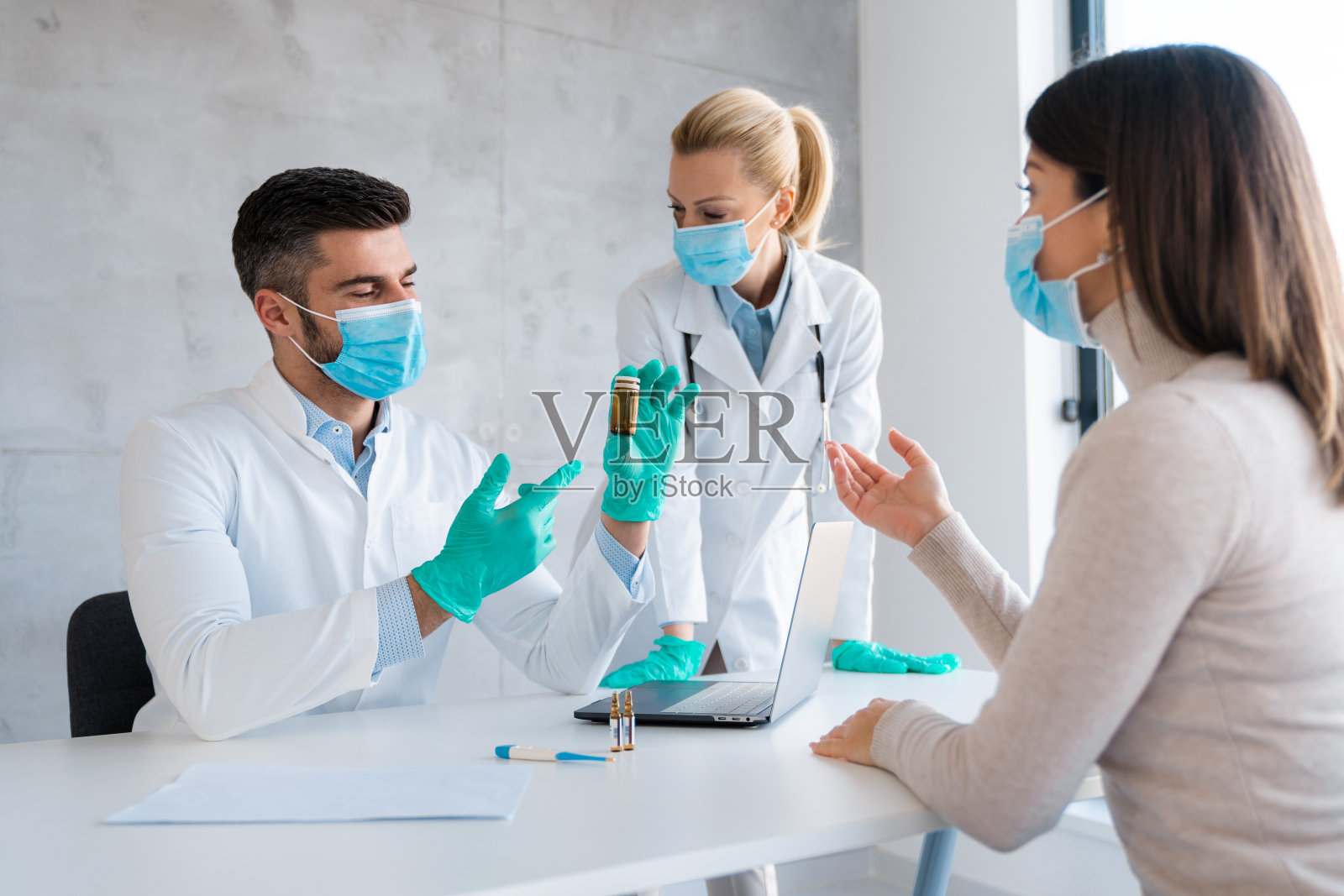 病人的治疗照片摄影图片