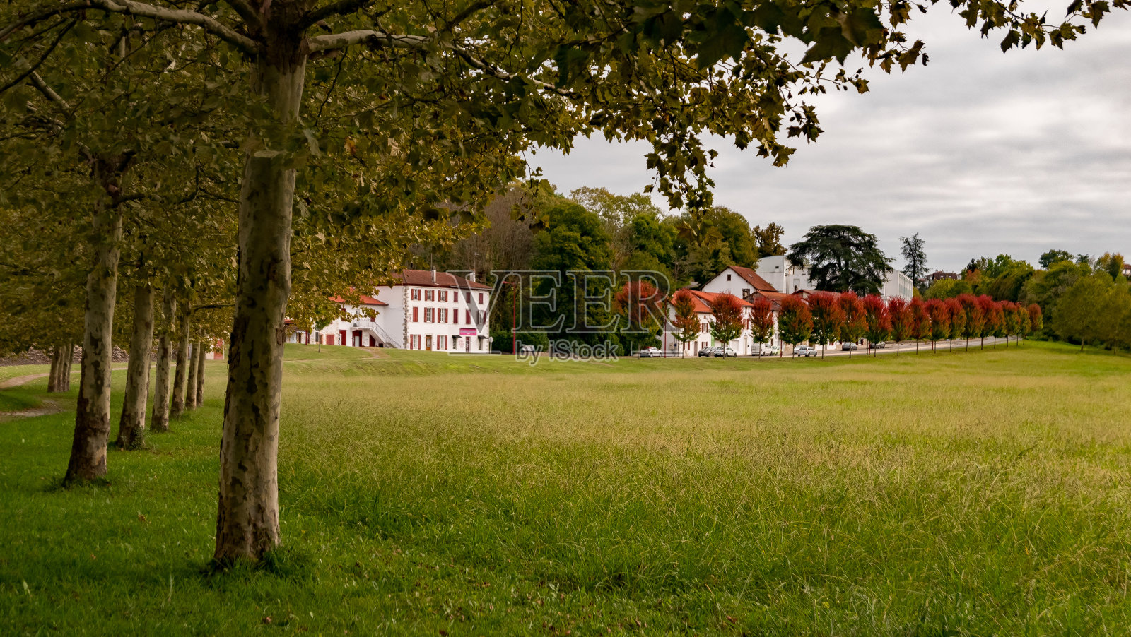 Oloron-Sainte-Marie、法国照片摄影图片