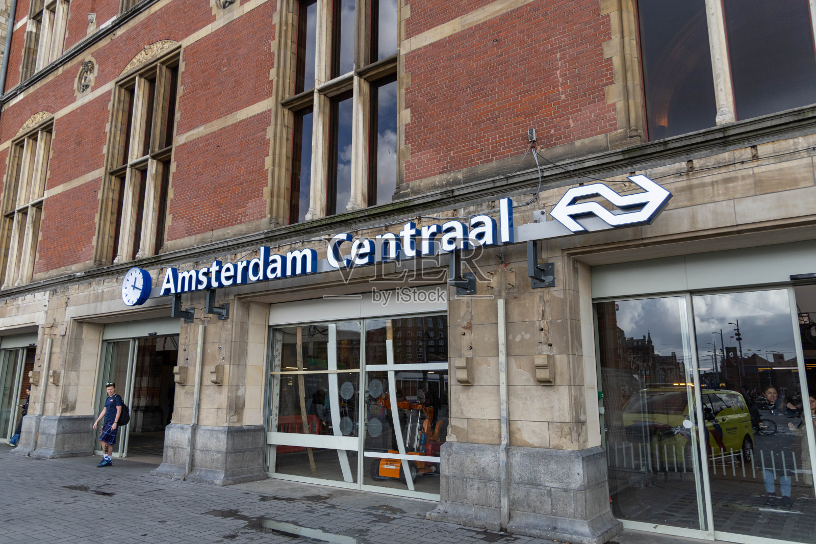 阿姆斯特丹中央车站入口照片摄影图片