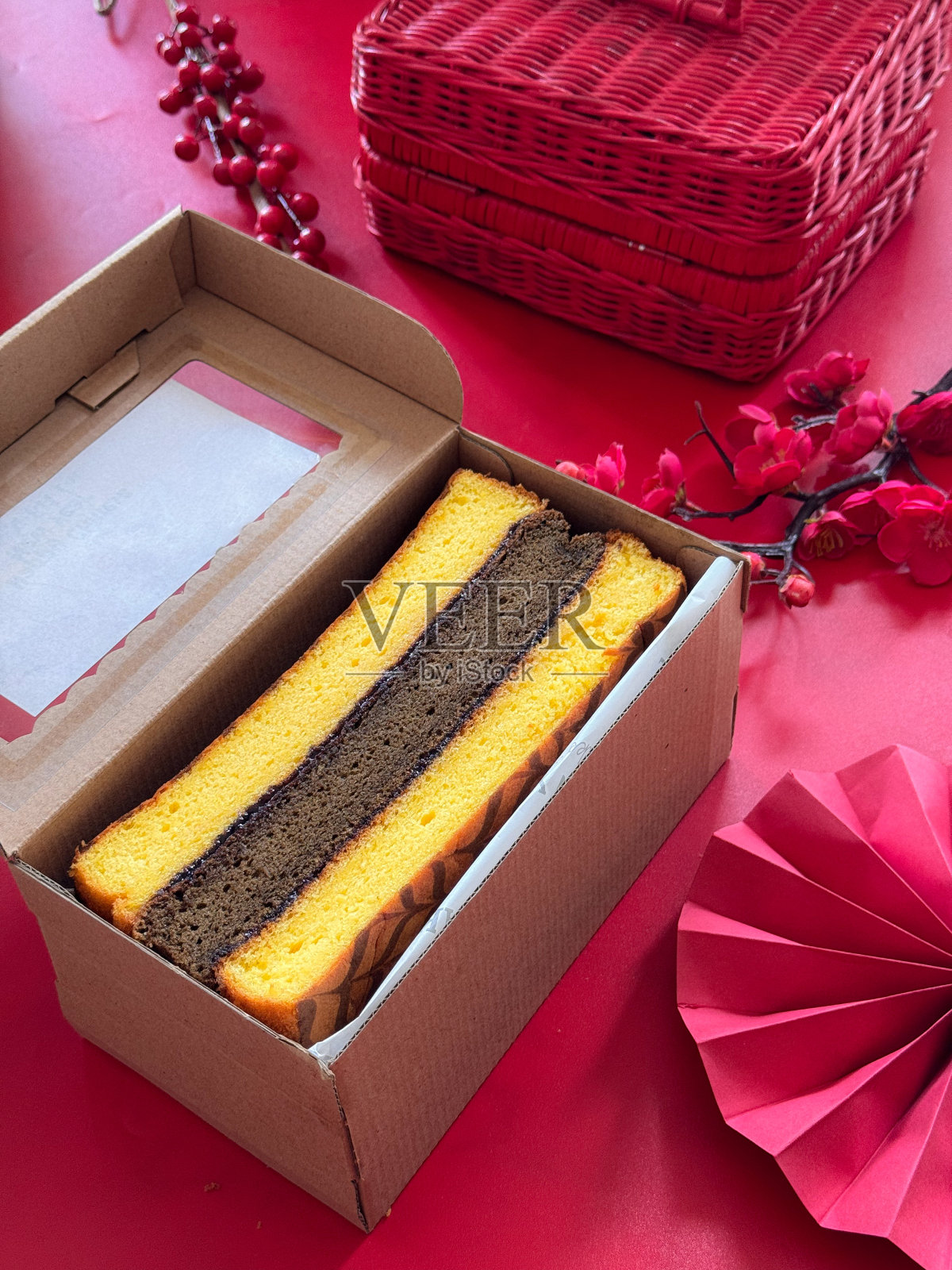 层苏腊巴亚照片摄影图片