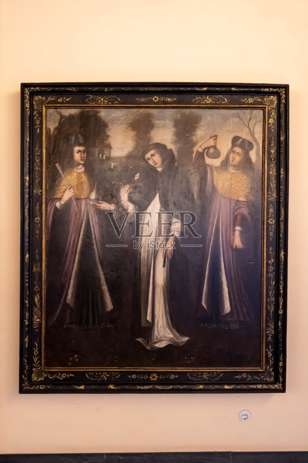 画在木头上代表圣彼得·特尔莫。科珀斯克里斯蒂修道院,加亚新城,葡萄牙。照片摄影图片