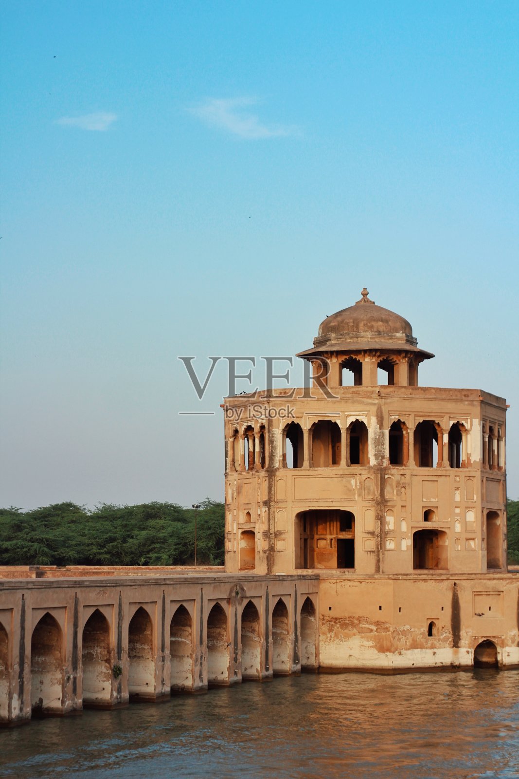 高精度肖兰灯塔照片摄影图片