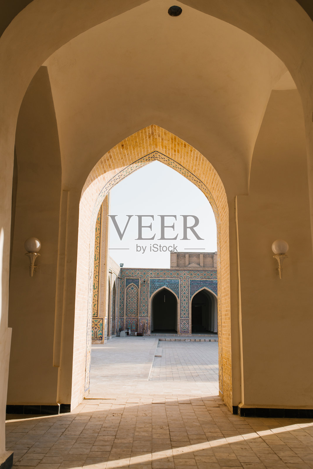 乌兹别克斯坦布哈拉Kalyan清真寺的拱形穹顶画廊照片摄影图片