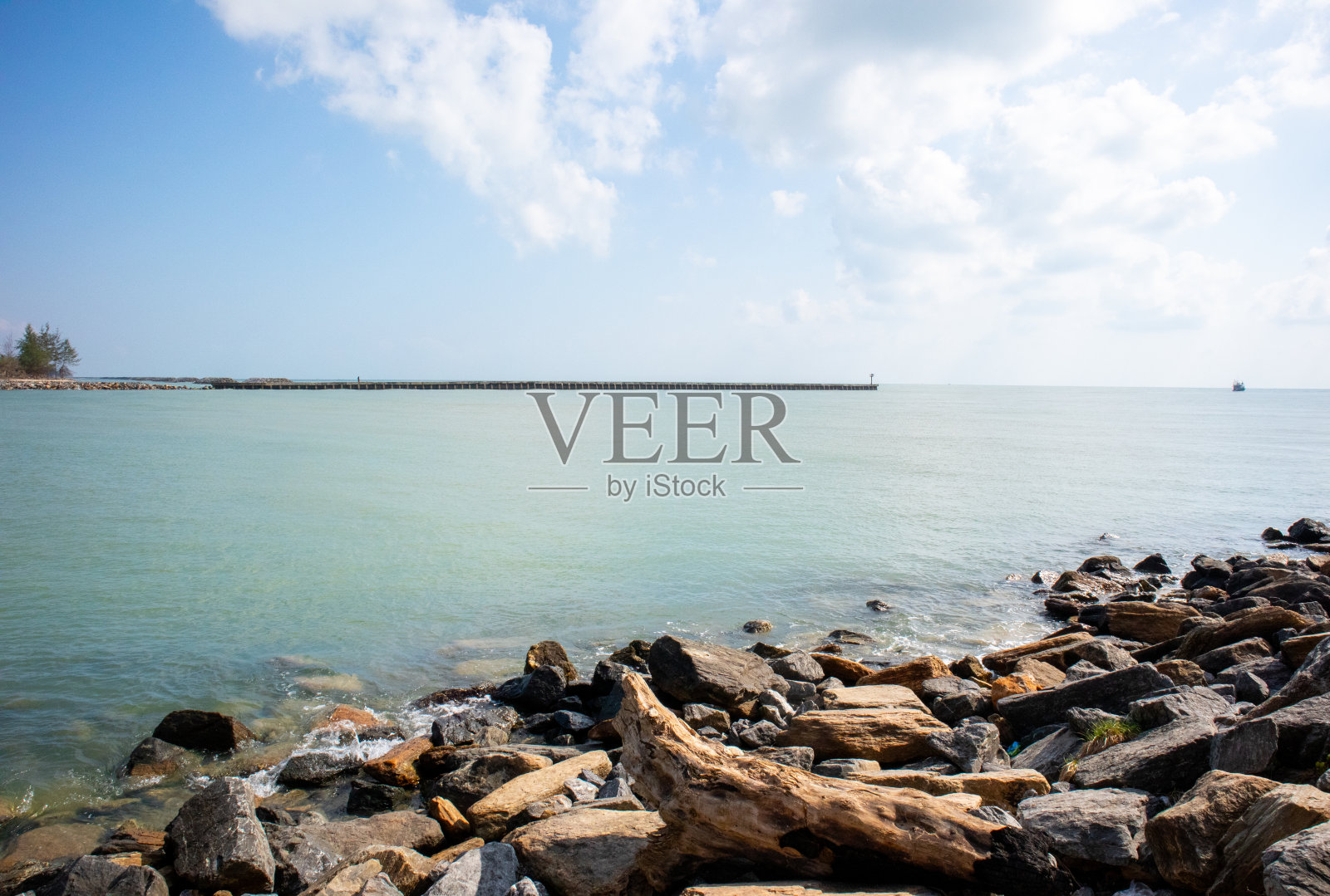 泰国Nakornsrithammarat Phraek Mueang海滩的大海照片摄影图片