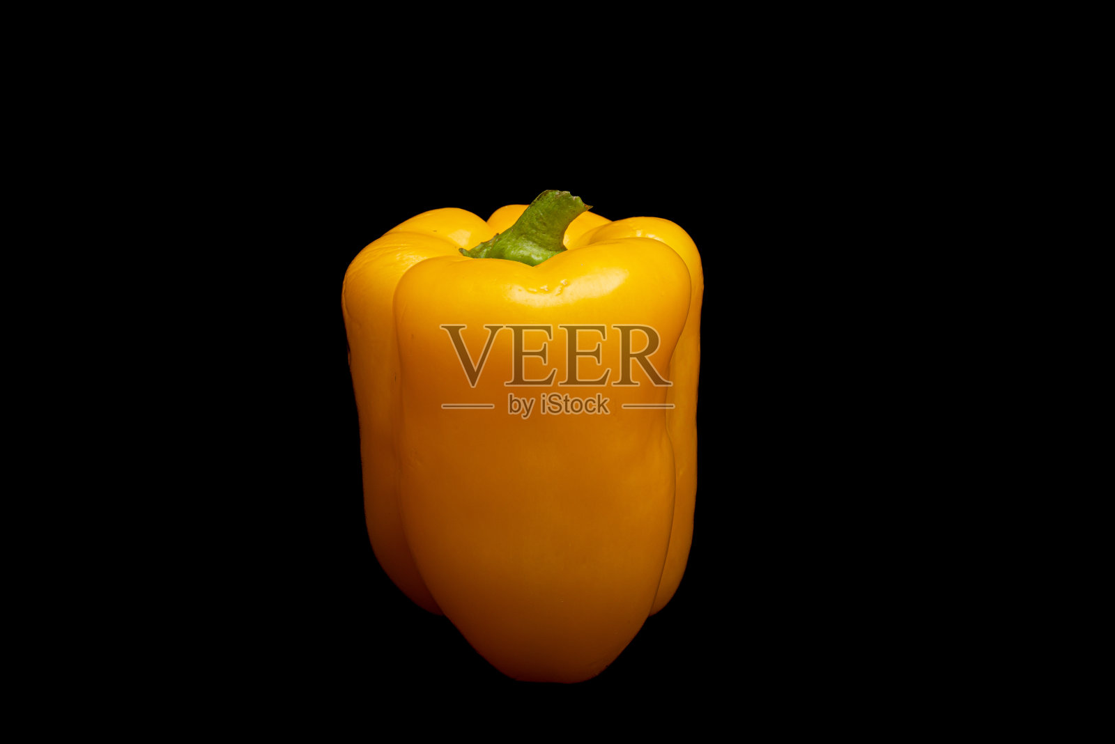 黑背景黄椒照片摄影图片