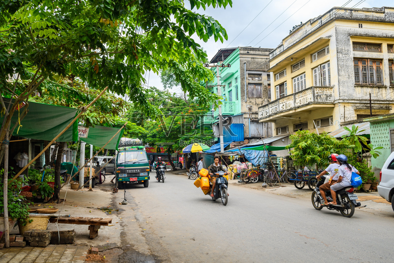 缅甸曼德勒市中心的景色照片摄影图片