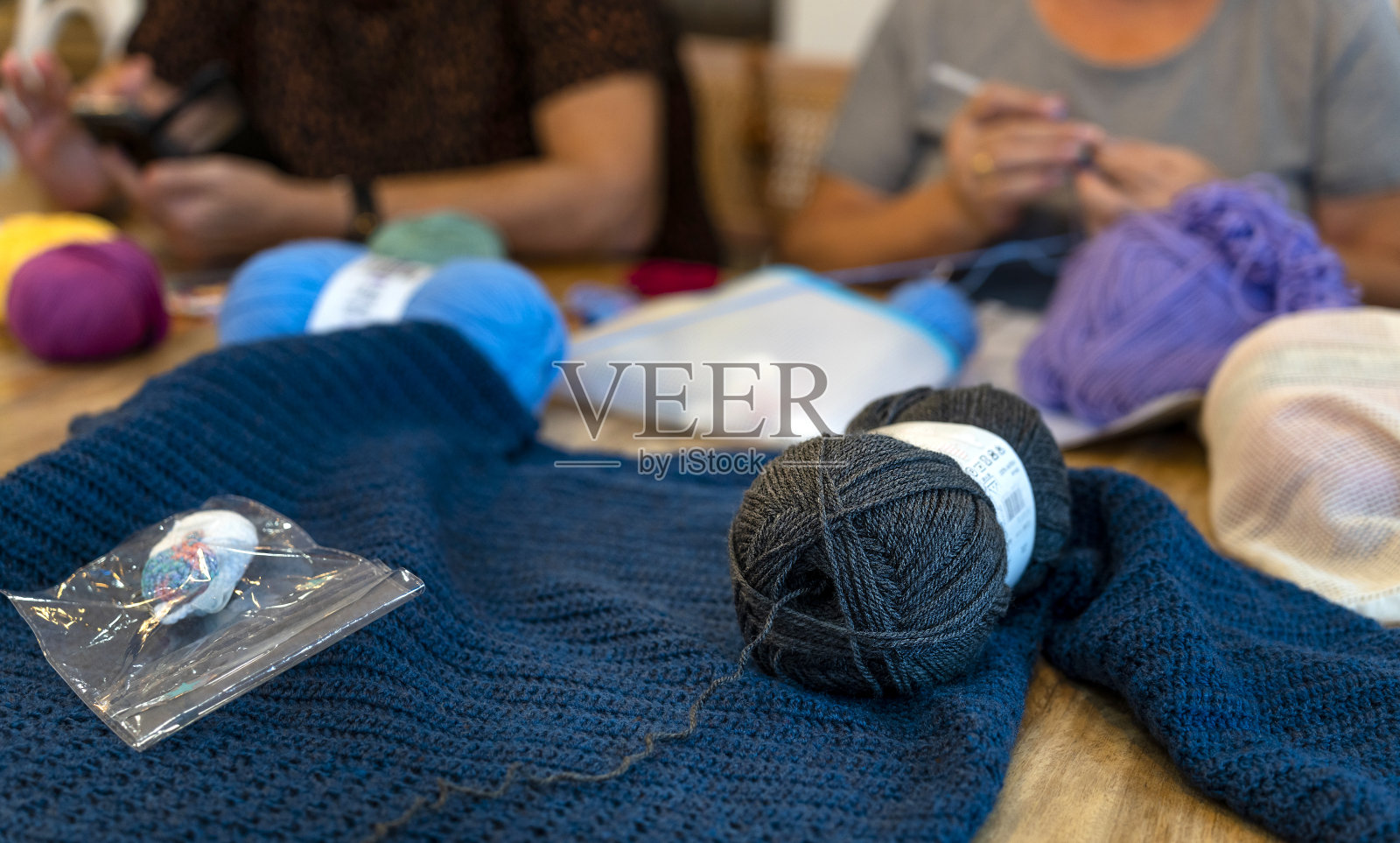 钩针俱乐部：针织图案照片摄影图片