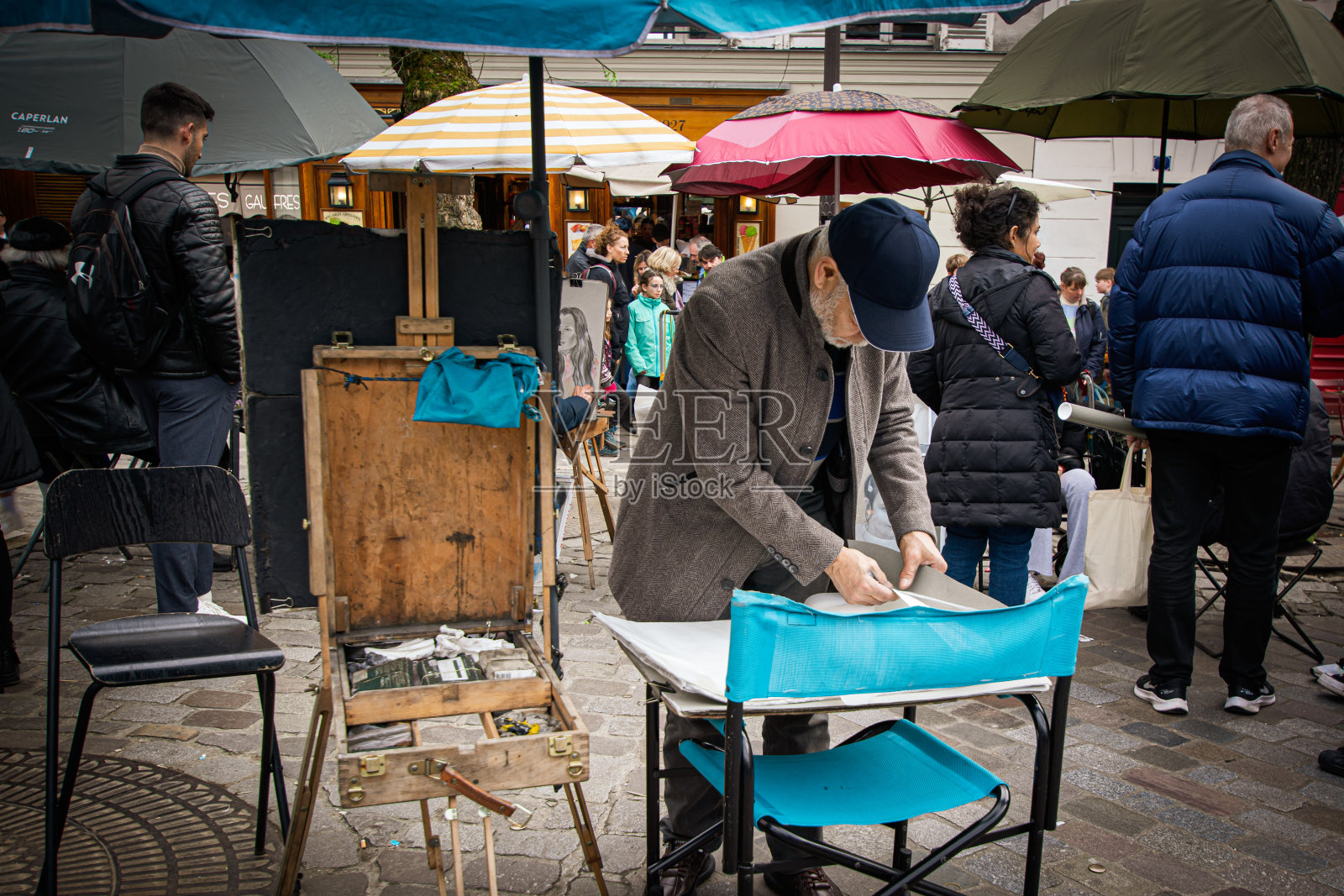 蒙马特的画家照片摄影图片