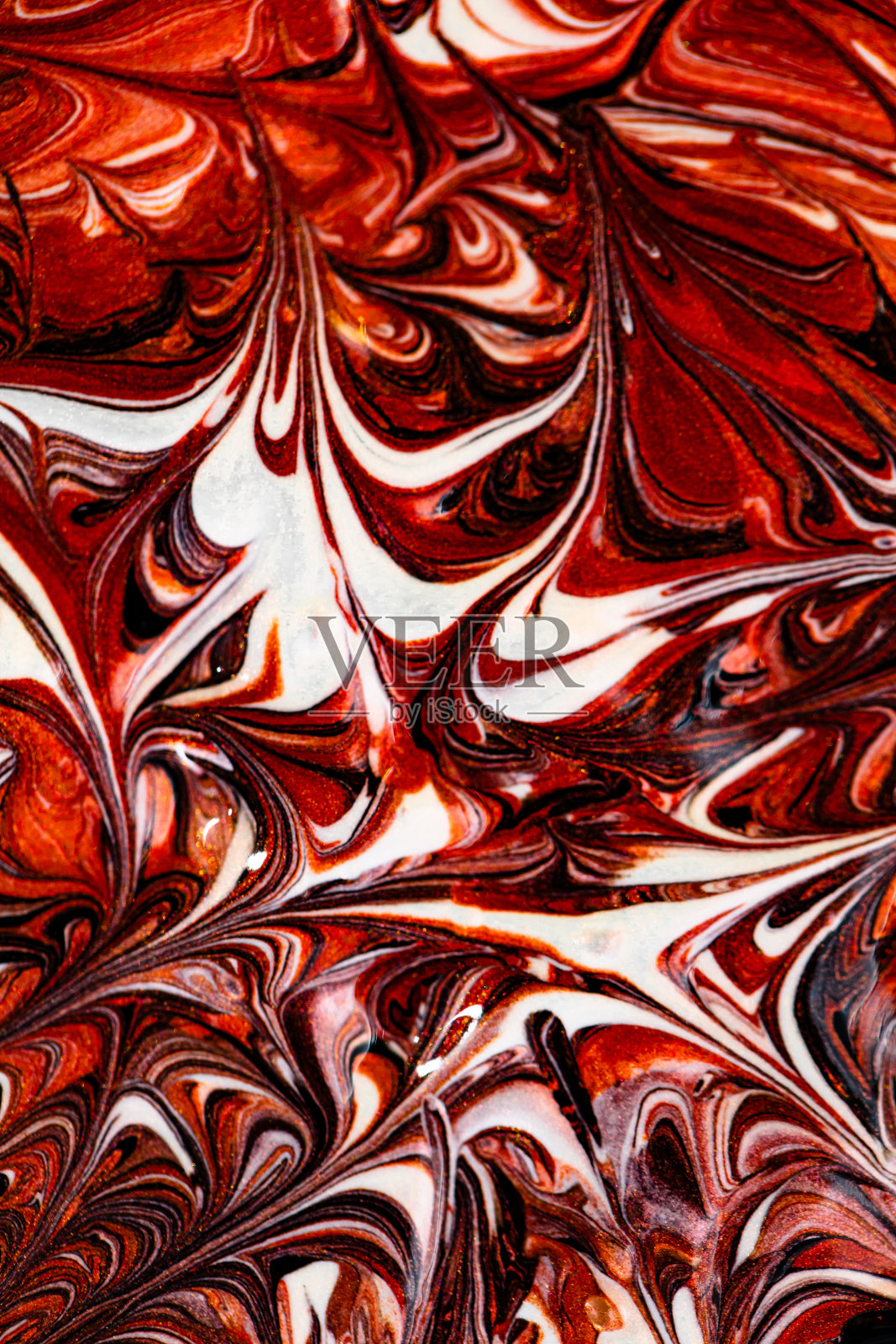 特写红色流体金属漆纹理背景照片摄影图片