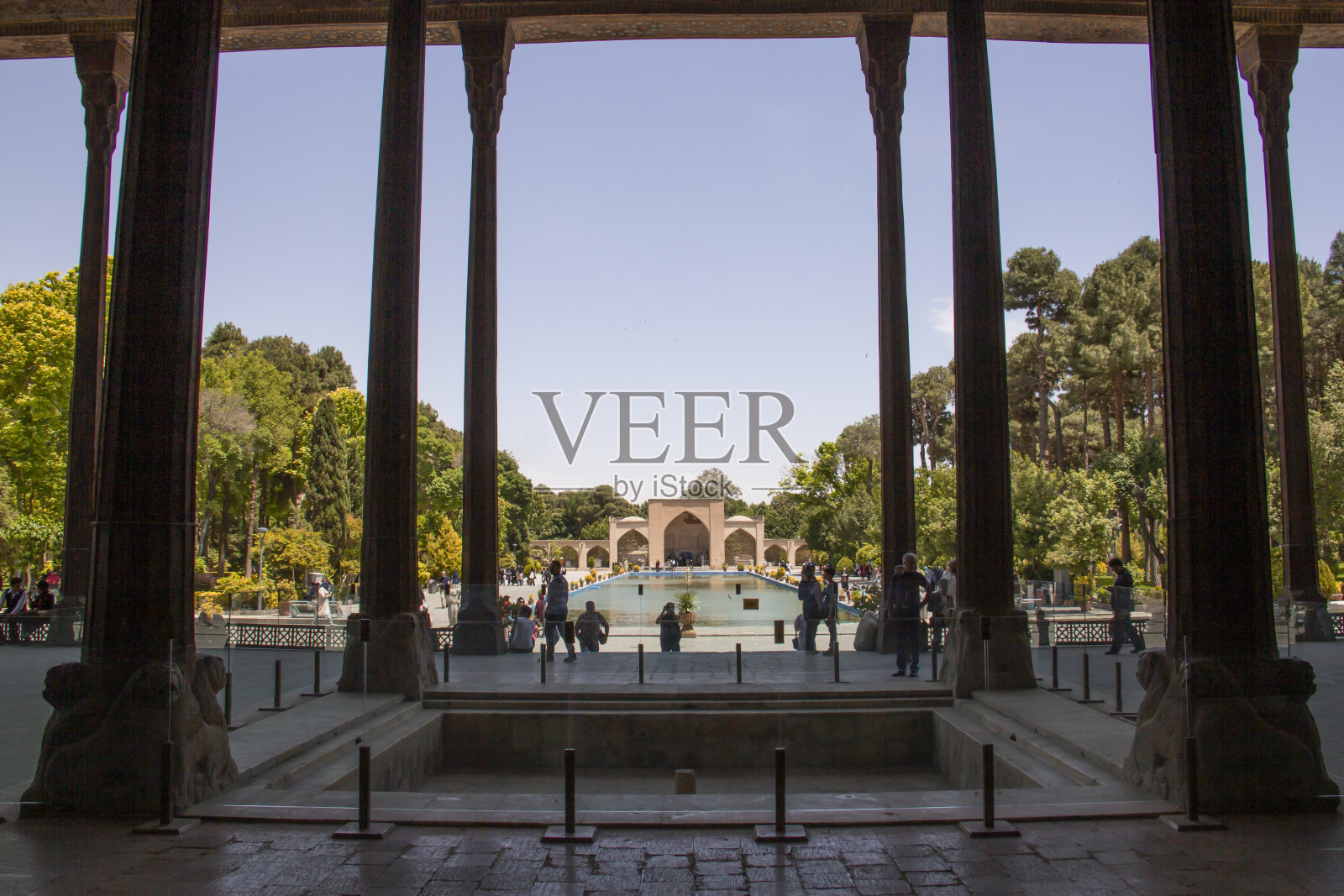 伊朗伊斯法罕，chehel sotoon宫殿入口照片摄影图片