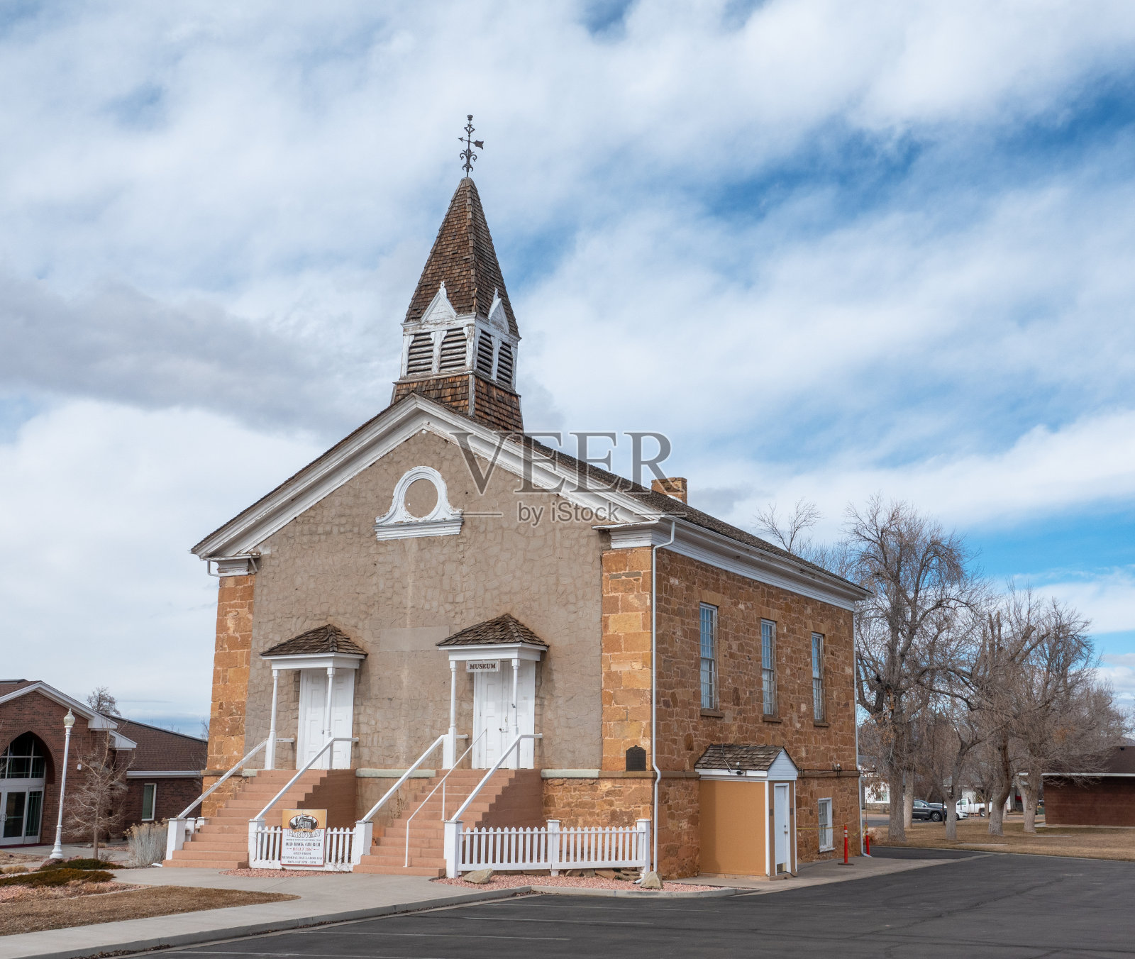 老岩石教堂。Parowan,犹他州。照片摄影图片