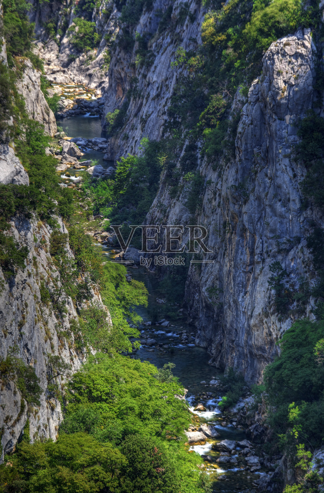 克罗地亚的塞蒂纳河峡谷照片摄影图片