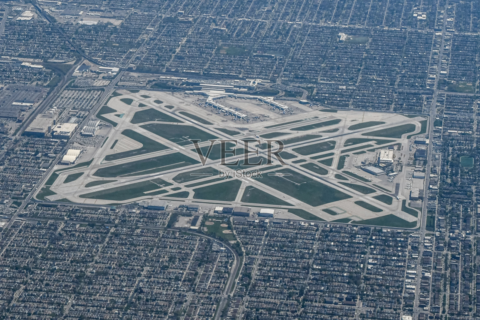 中途机场和芝加哥南部的鸟瞰图照片摄影图片