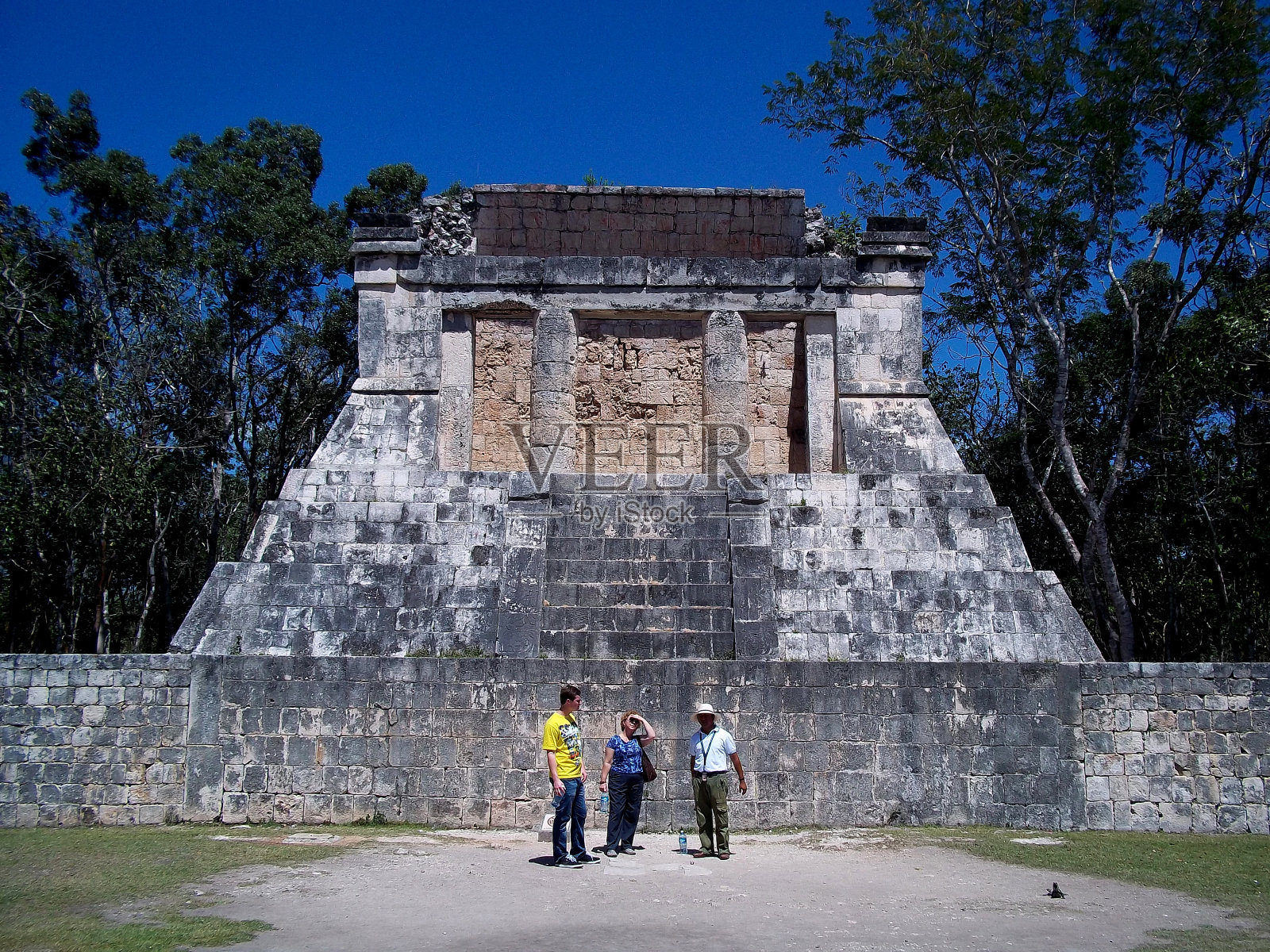 墨西哥奇琴伊察的古代玛雅遗址照片摄影图片