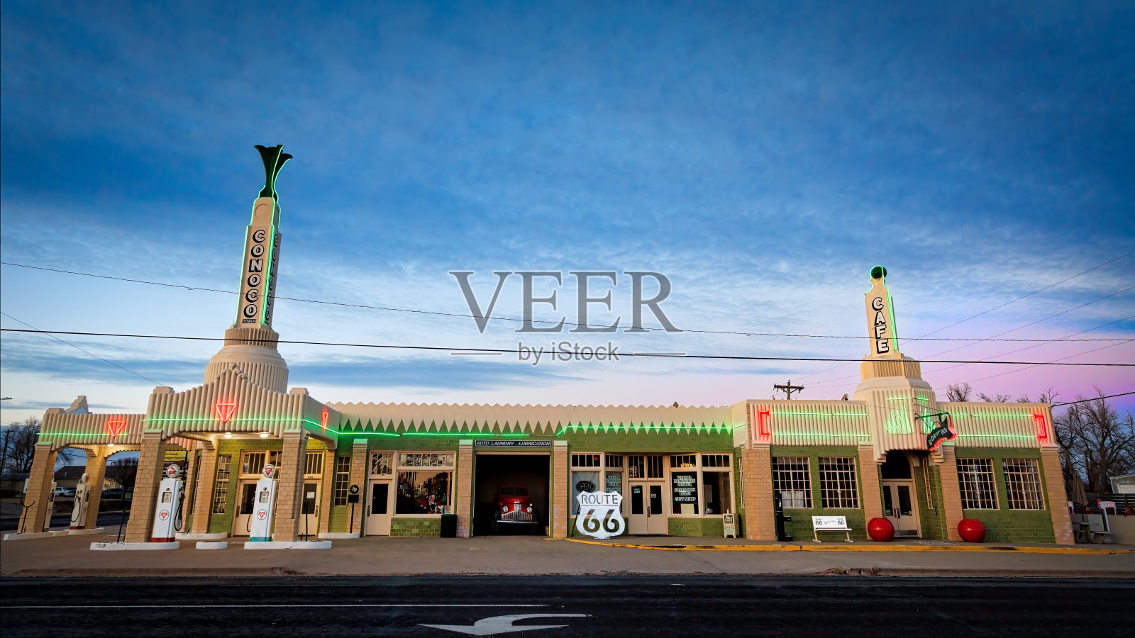 康菲石油塔2照片摄影图片