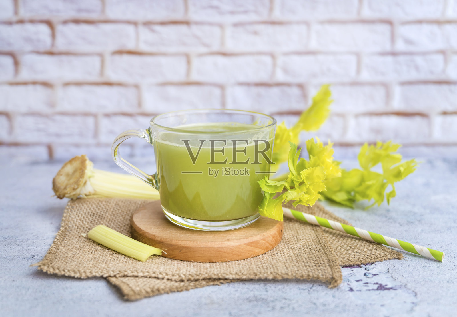 芹菜汁照片摄影图片