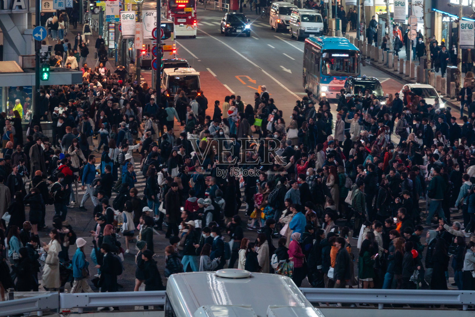 穿过涩谷Scramble照片摄影图片