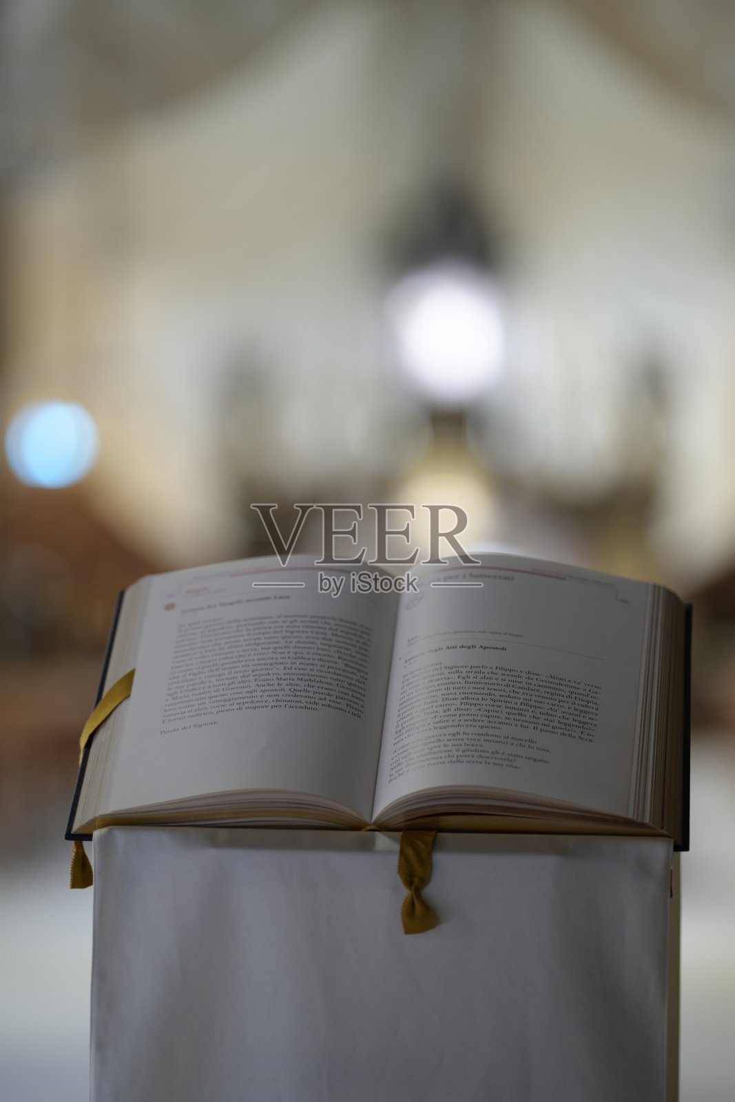 基督教教堂内部的细节照片摄影图片