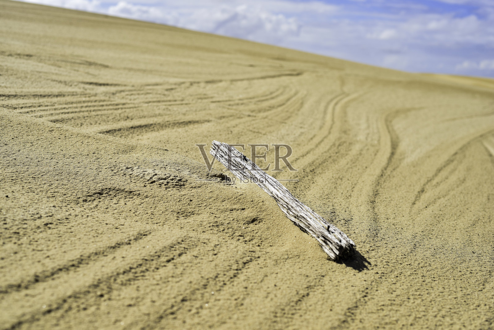 徒步穿过沙丘到锡城照片摄影图片