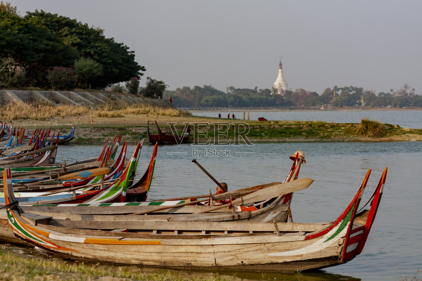 Taungthaman Lake, Amarapura镇，缅甸照片摄影图片