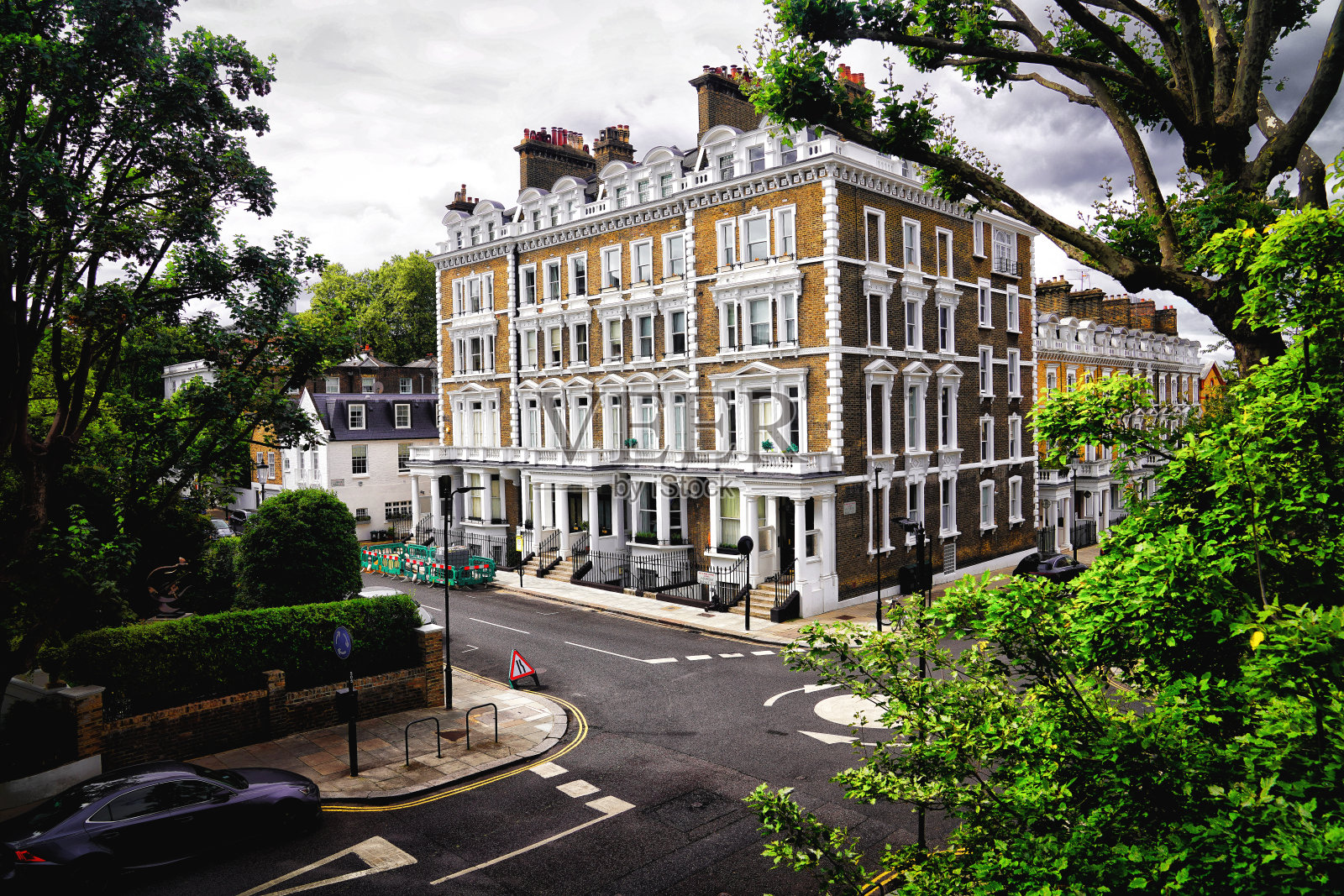 英国伦敦诺丁山盖特林荫住宅街道照片摄影图片